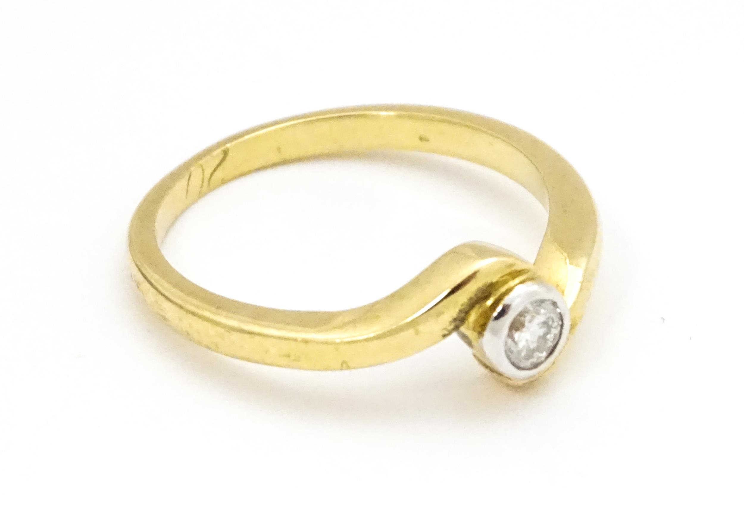 A 9ct gold ring set with central diamond. Ring size approx. O 1/2 Please Note - we do not make - Image 4 of 8