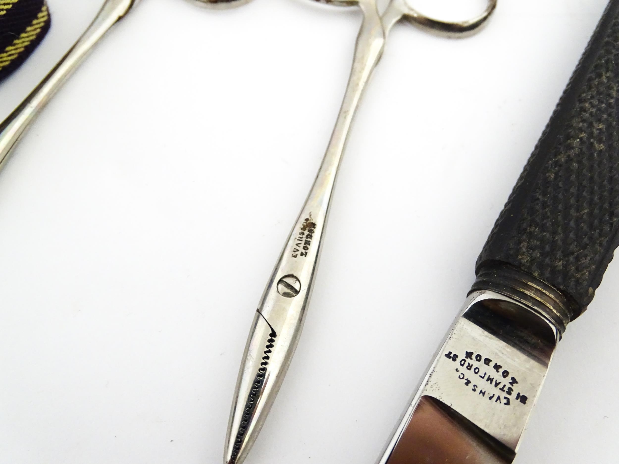 Medical / Surgical interest : A late 19th / early 20thC surgical instruments by Evans & Wormull, - Image 14 of 18