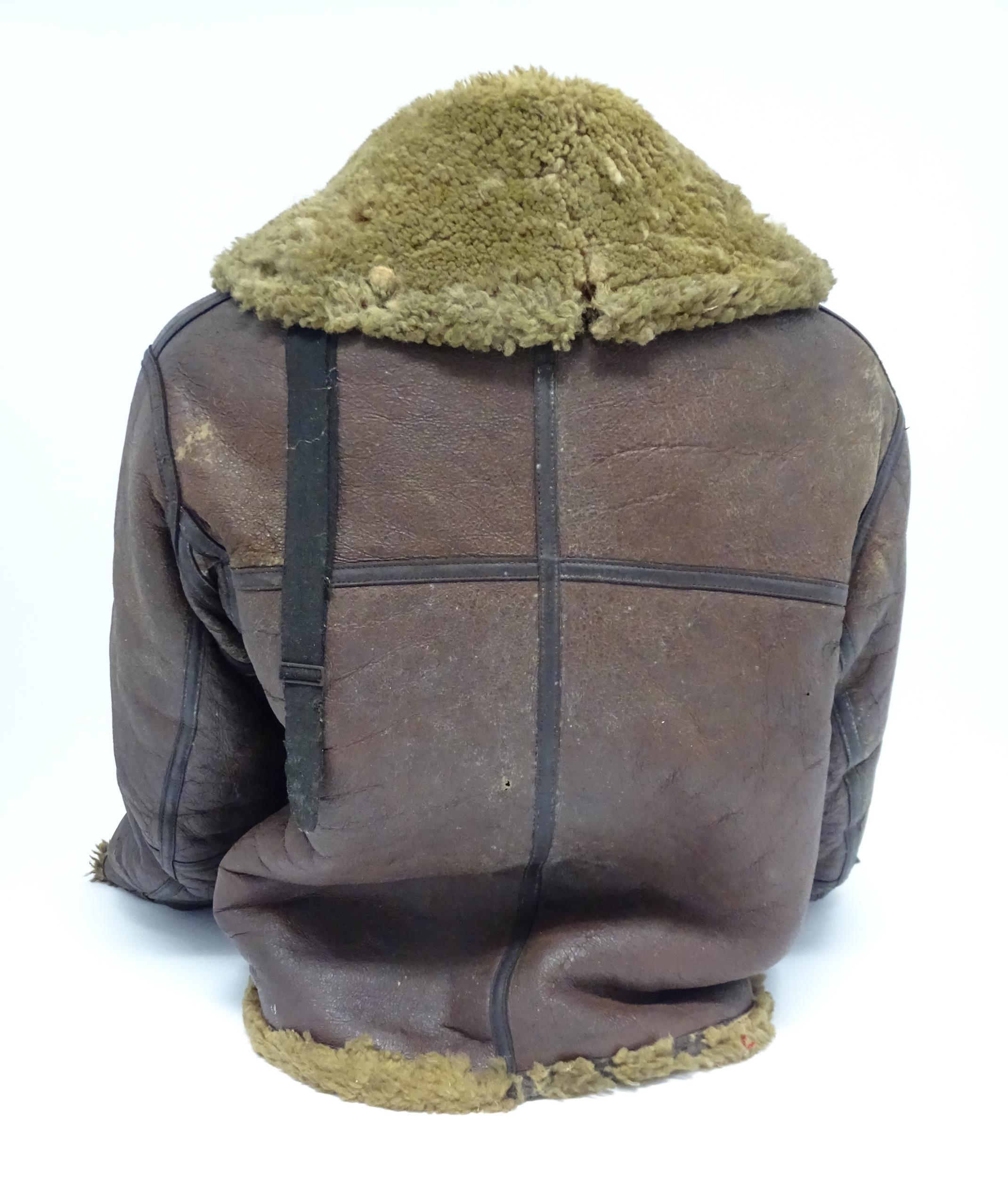 Militaria , WWII / World War 2 / WW2 / Second World War : a c1940s sheepskin-lined brown leather - Image 5 of 9