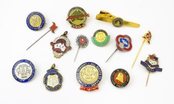 Trade Union Interest: a quantity of assorted badges, pins, etc. to include Australian Federated