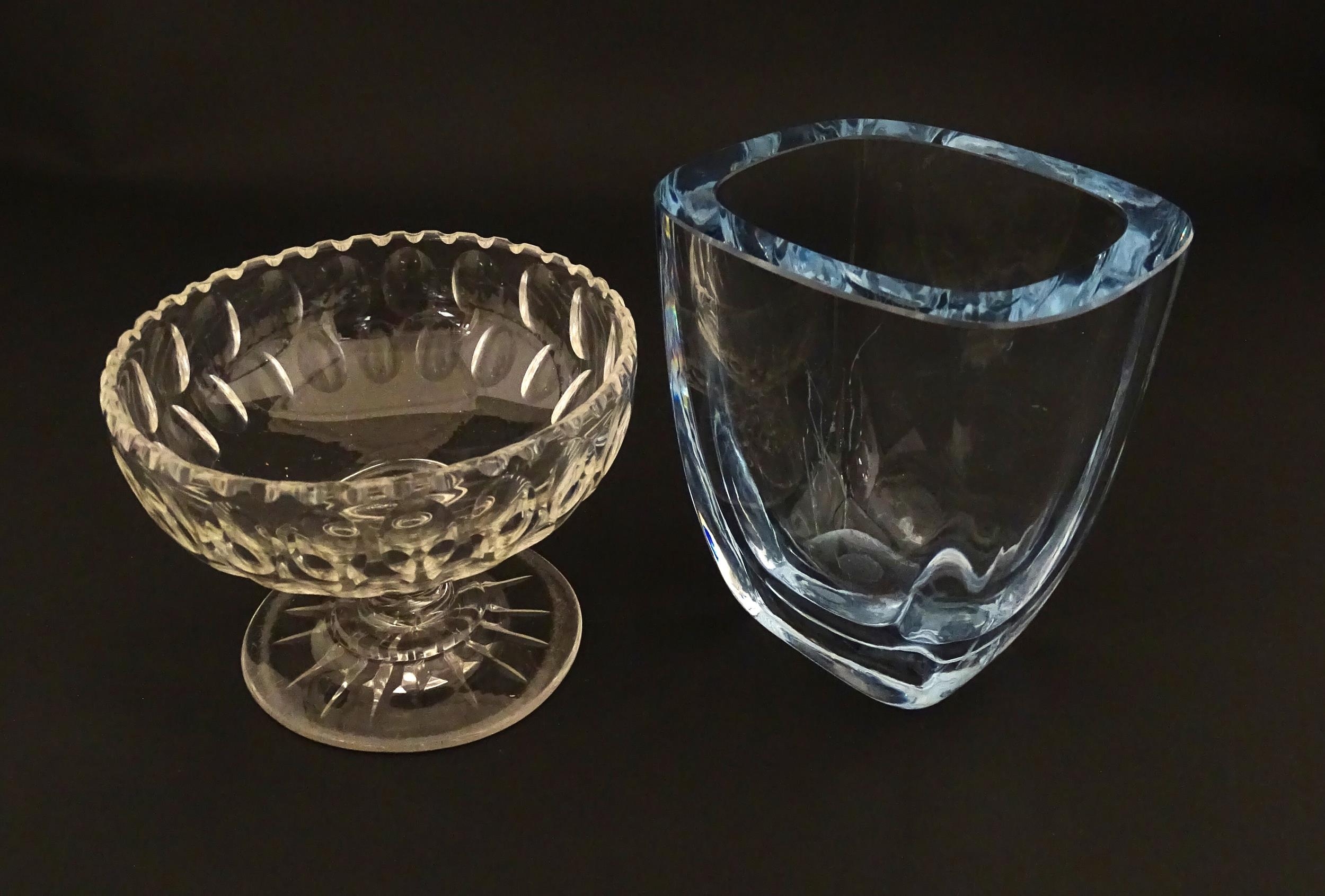 A Scandinavian Stromberg Art Glass vase designed for Strombergshyttan of Sweden. Together with a - Image 3 of 10