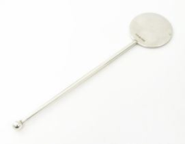 A silver swizzle stick / cocktail stirrer hallmarked Birmingham 2008, maker David & Pennie Bradley -
