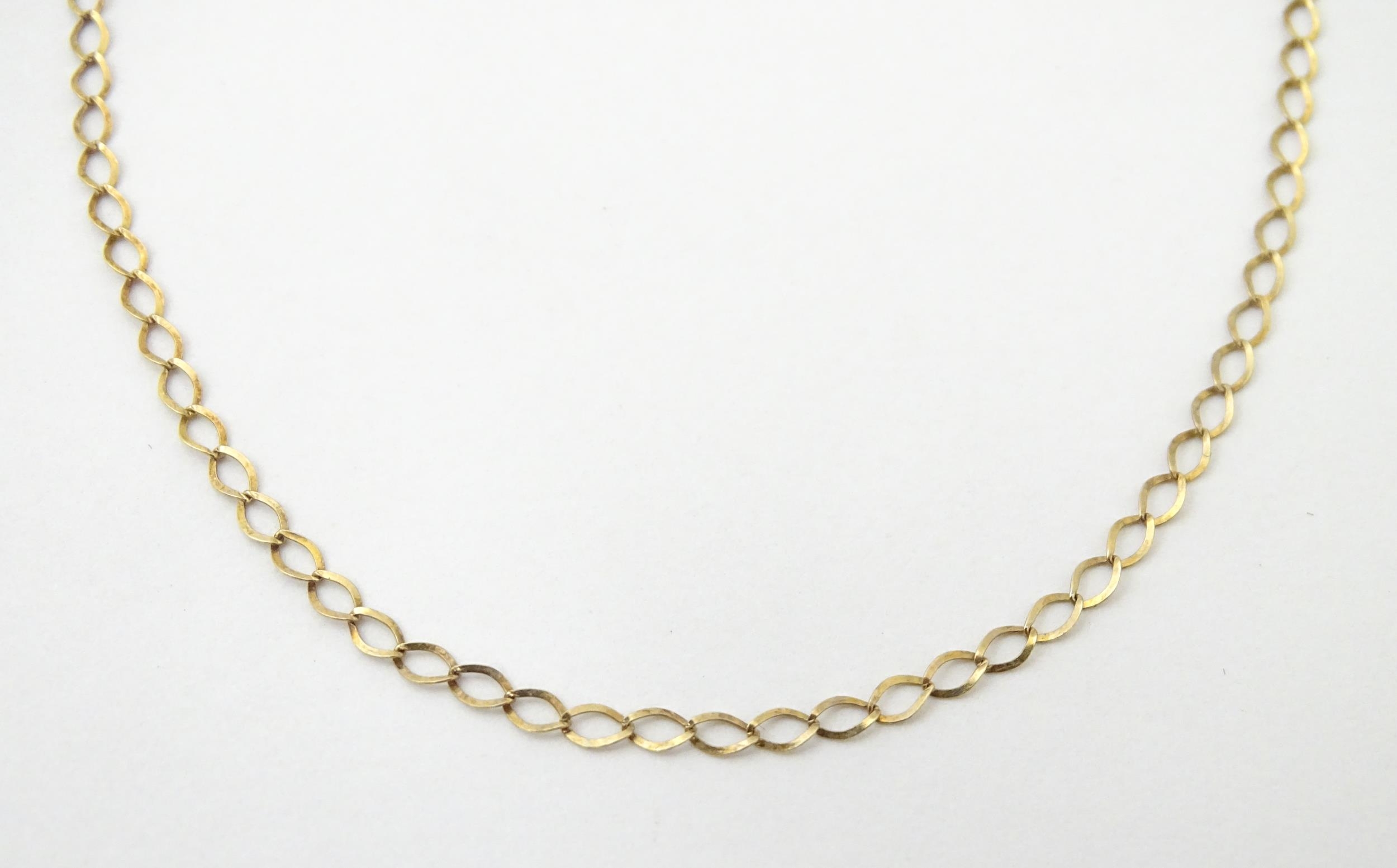 Two 9ct gold chain necklaces. Each approx. 18" long (2) Please Note - we do not make reference to - Image 4 of 6