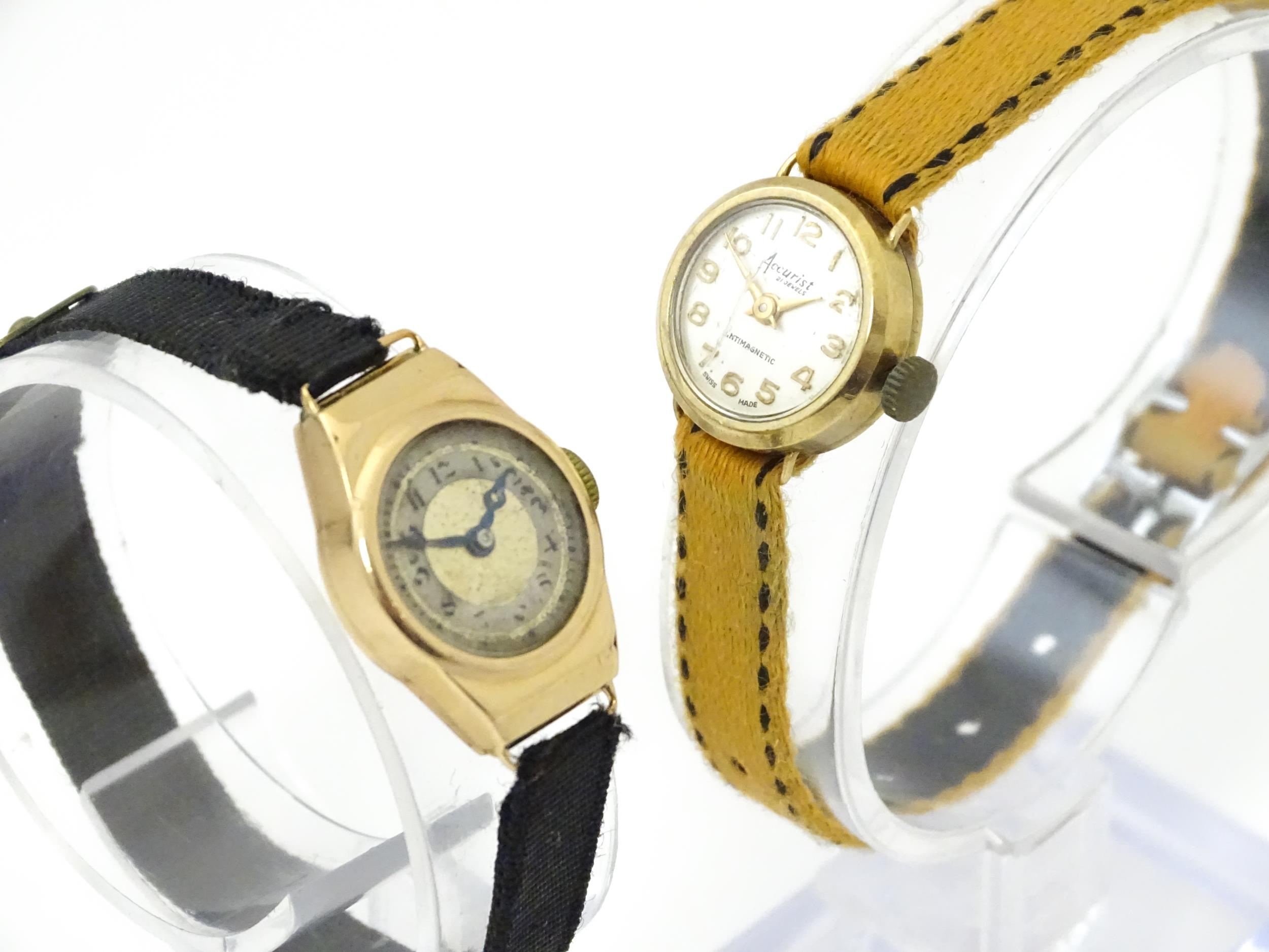 Two 9ct gold cased ladies wristwatches to include one watch by Accurist. Approx 1/2" wide (2) Please - Image 5 of 14