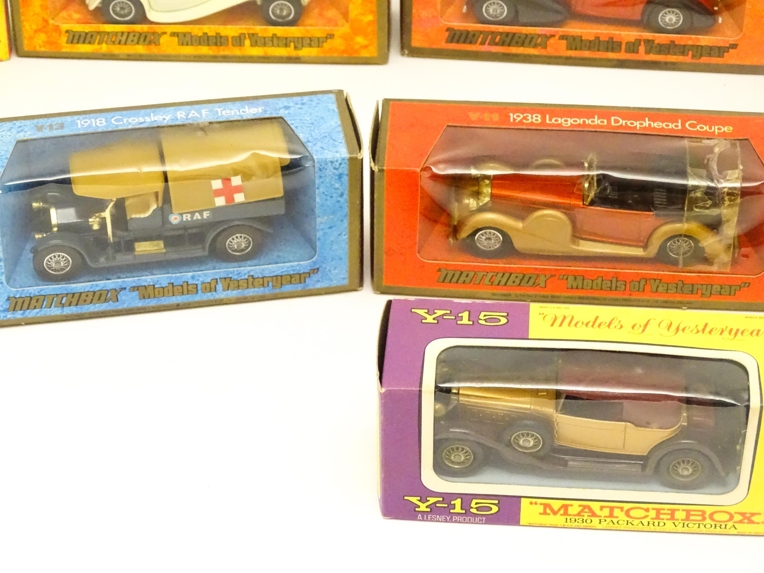 Toys: A quantity of die cast scale model Matchbox Models of Yesteryear by Lesney to include Y1 - Image 6 of 10