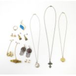 A quantity of assorted jewellery to include some 9ct gold and silver pieces. Please Note - we do not