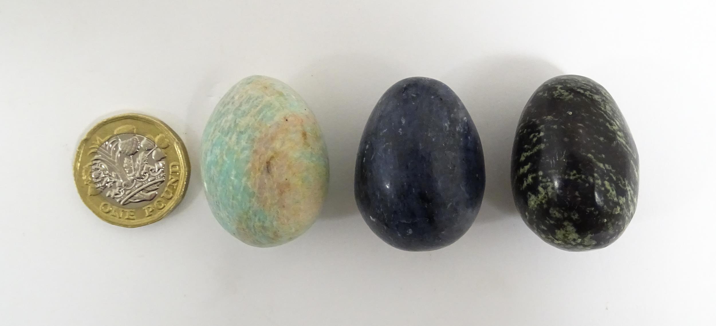 Natural History / Geology Interest: A quantity of polished hardstone specimen eggs, examples to - Image 9 of 10