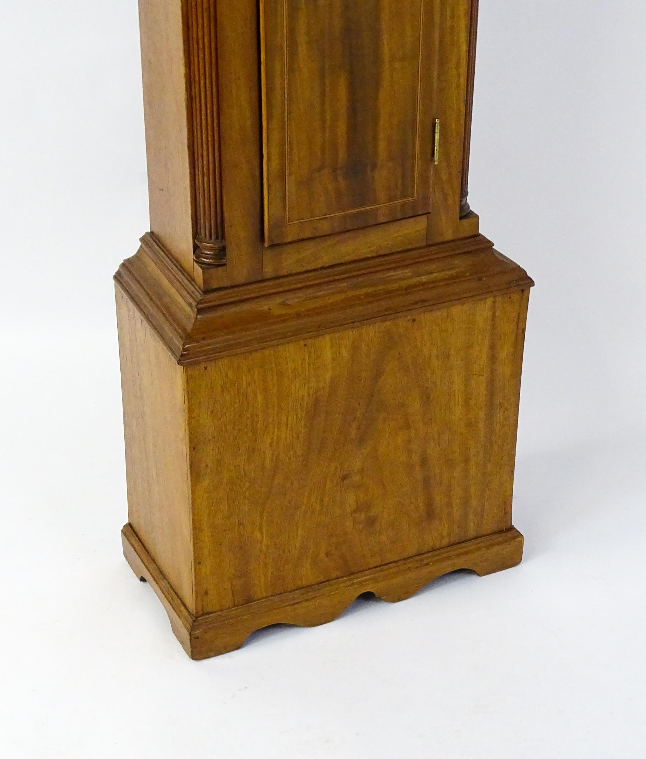 Francis Henderson - Mussleborough : A late 18th / early 19thC walnut cased 8-day longcase clock. The - Image 5 of 18