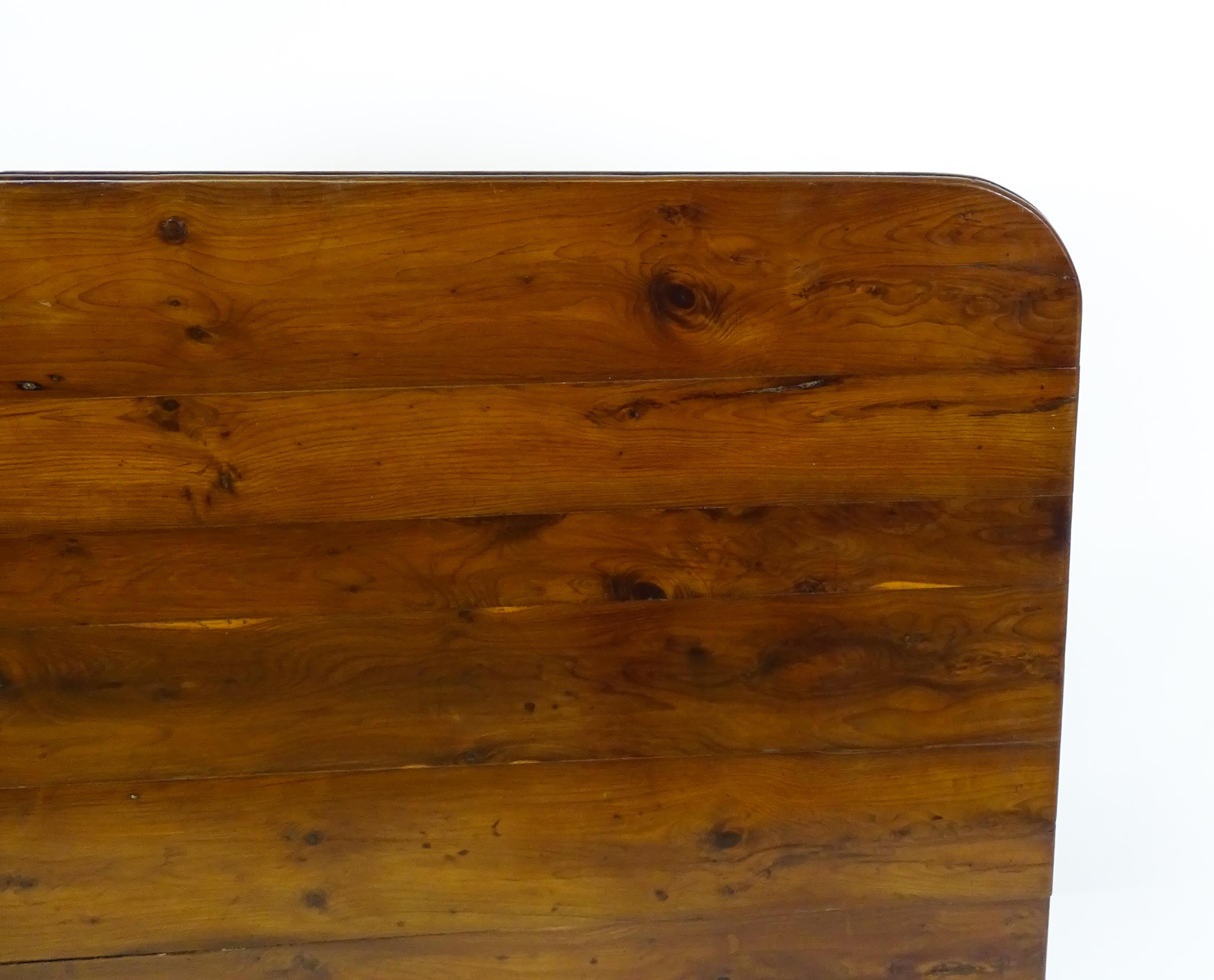 A 19thC tilt top occasional table with yew wood planked top above a reeded mahogany pedestal and - Image 5 of 13
