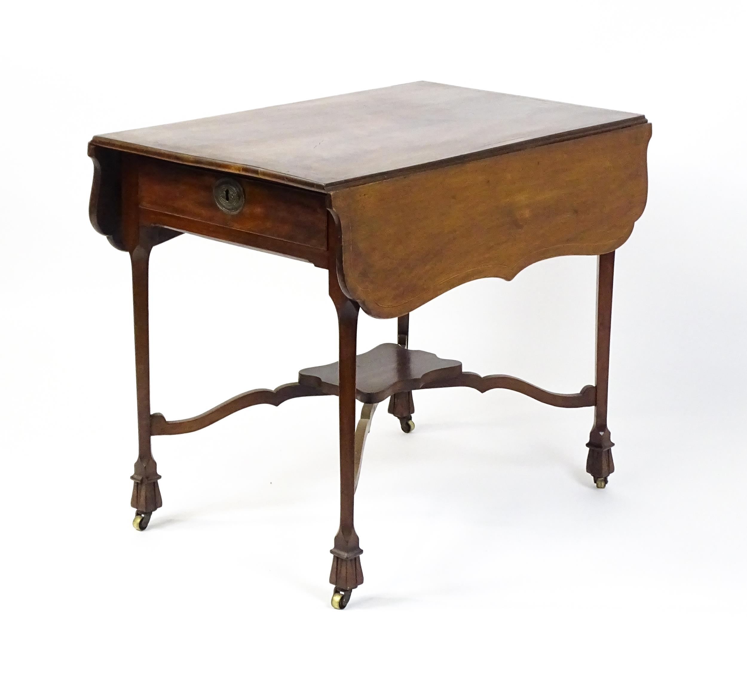 A late 18thC Chippendale style mahogany Pembroke table, the butterfly table top having two shaped - Image 13 of 16