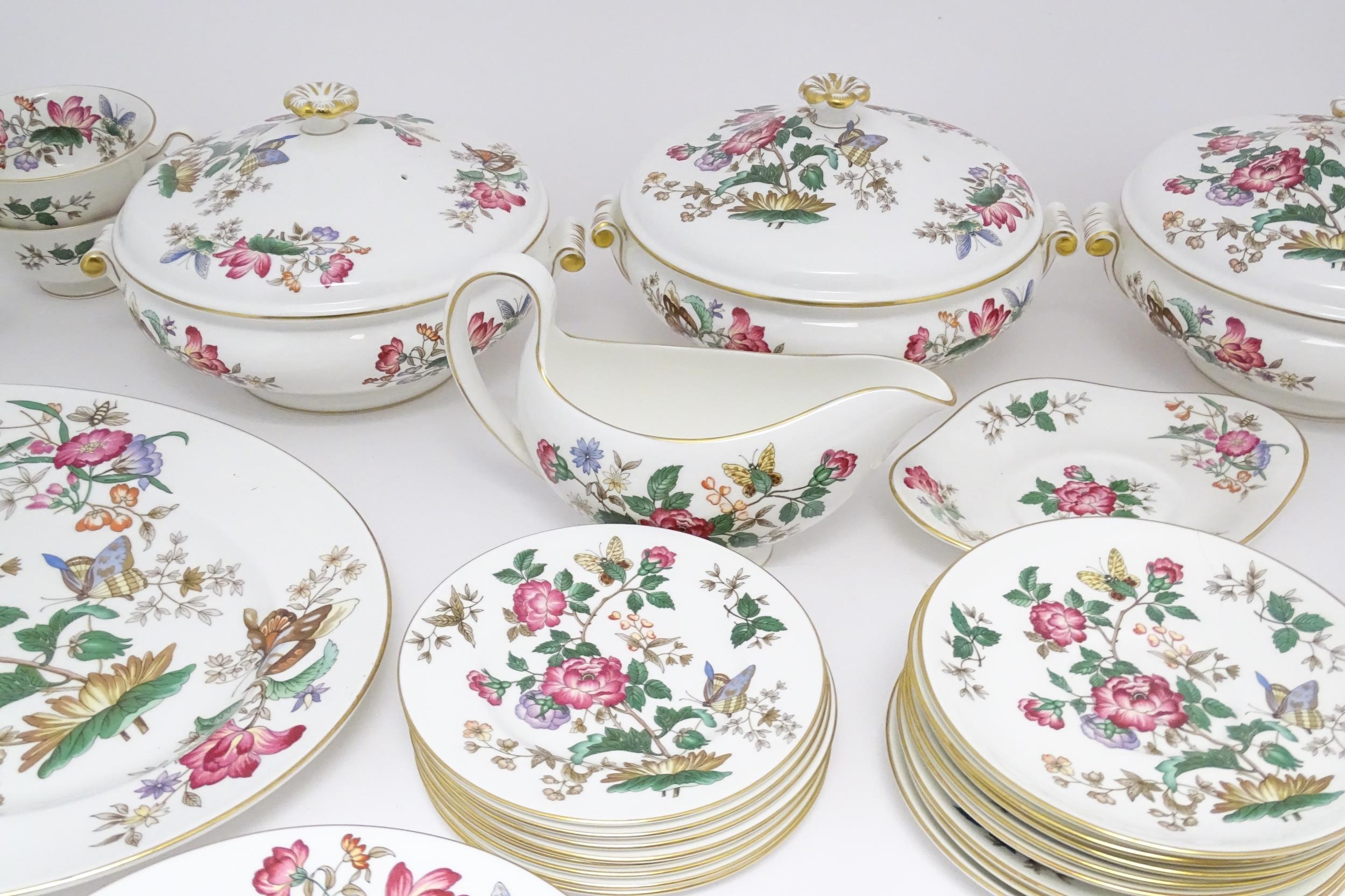 A quantity of Wedgwood dinner wares in the Charnwood pattern to include plates, twin handles soup - Image 7 of 25