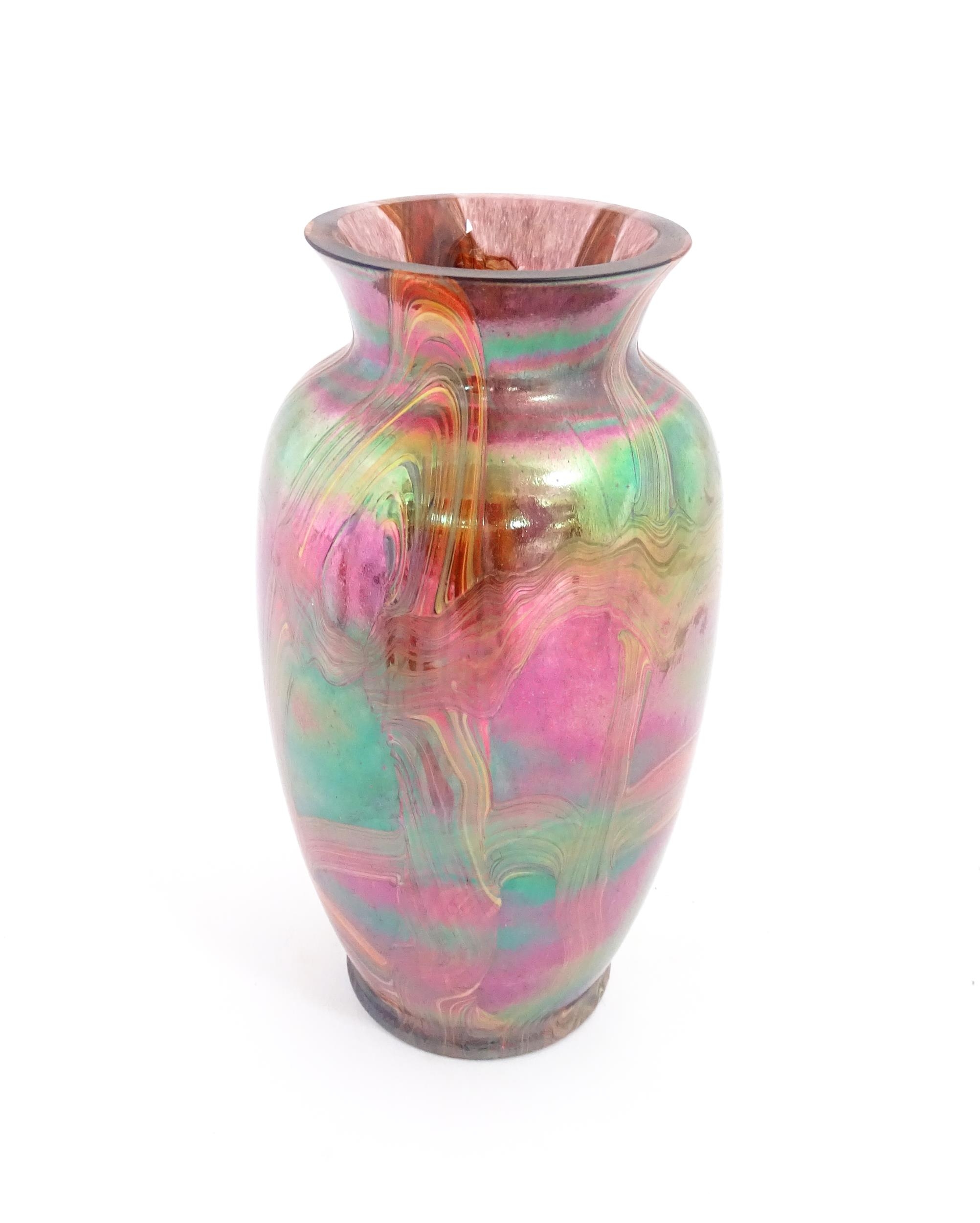 A lustre studio art glass vase in manner of Favrile. Approx. 8 3/4" high Please Note - we do not - Image 3 of 6