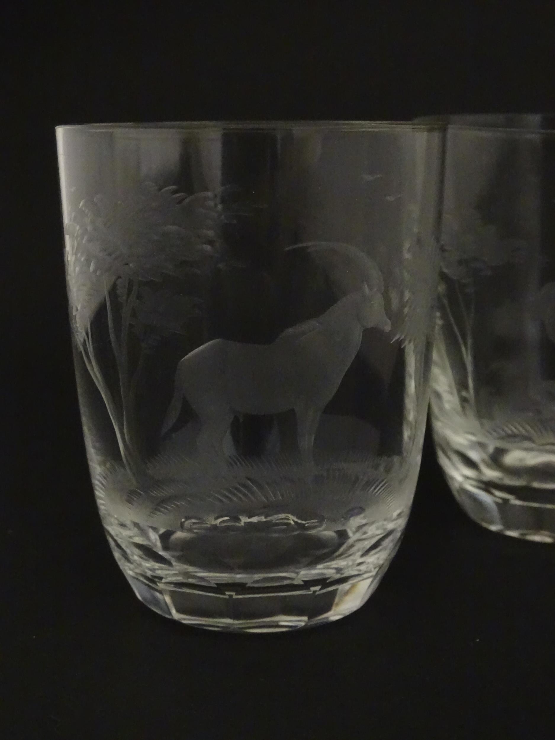 Six Rowland Ward tumbler glasses with engraved Safari animal detail. Unsigned Approx. 3 3/4" high ( - Bild 8 aus 13