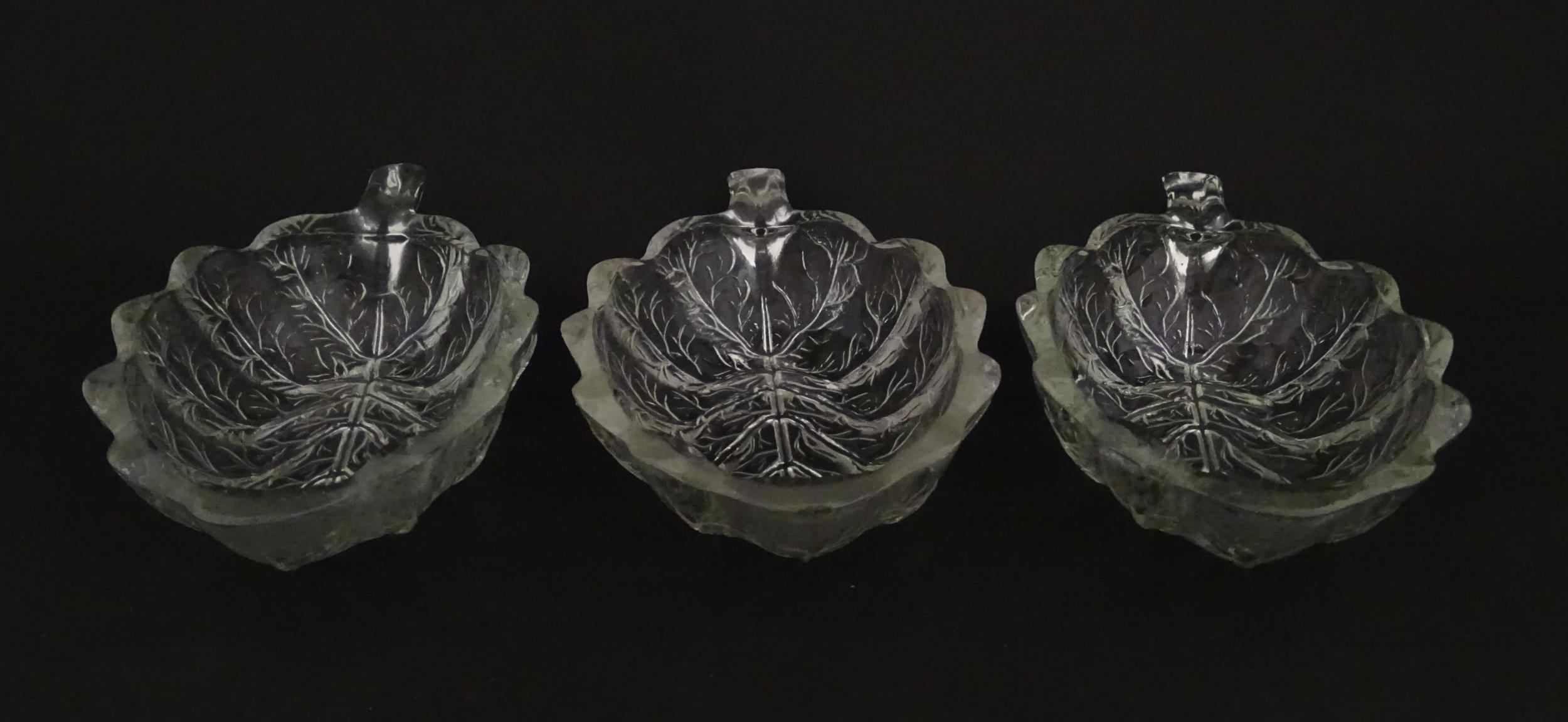A set of six glass avocado dishes of stylised leaf form. Approx. 7" long Please Note - we do not - Image 7 of 16
