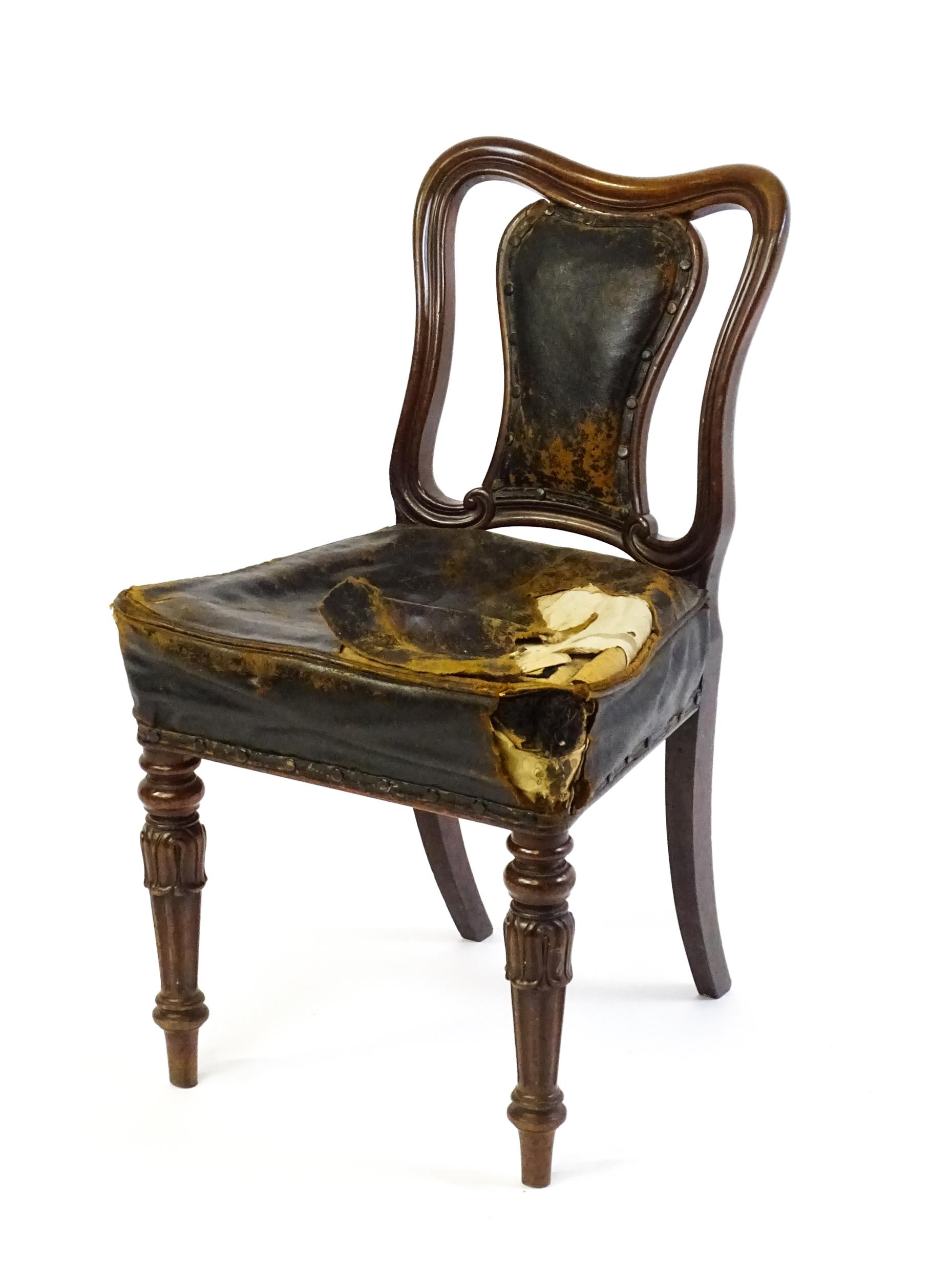 A 19thC mahogany side chair with a moulded and shaped backrest, vase shaped back splat and a leather - Image 3 of 6