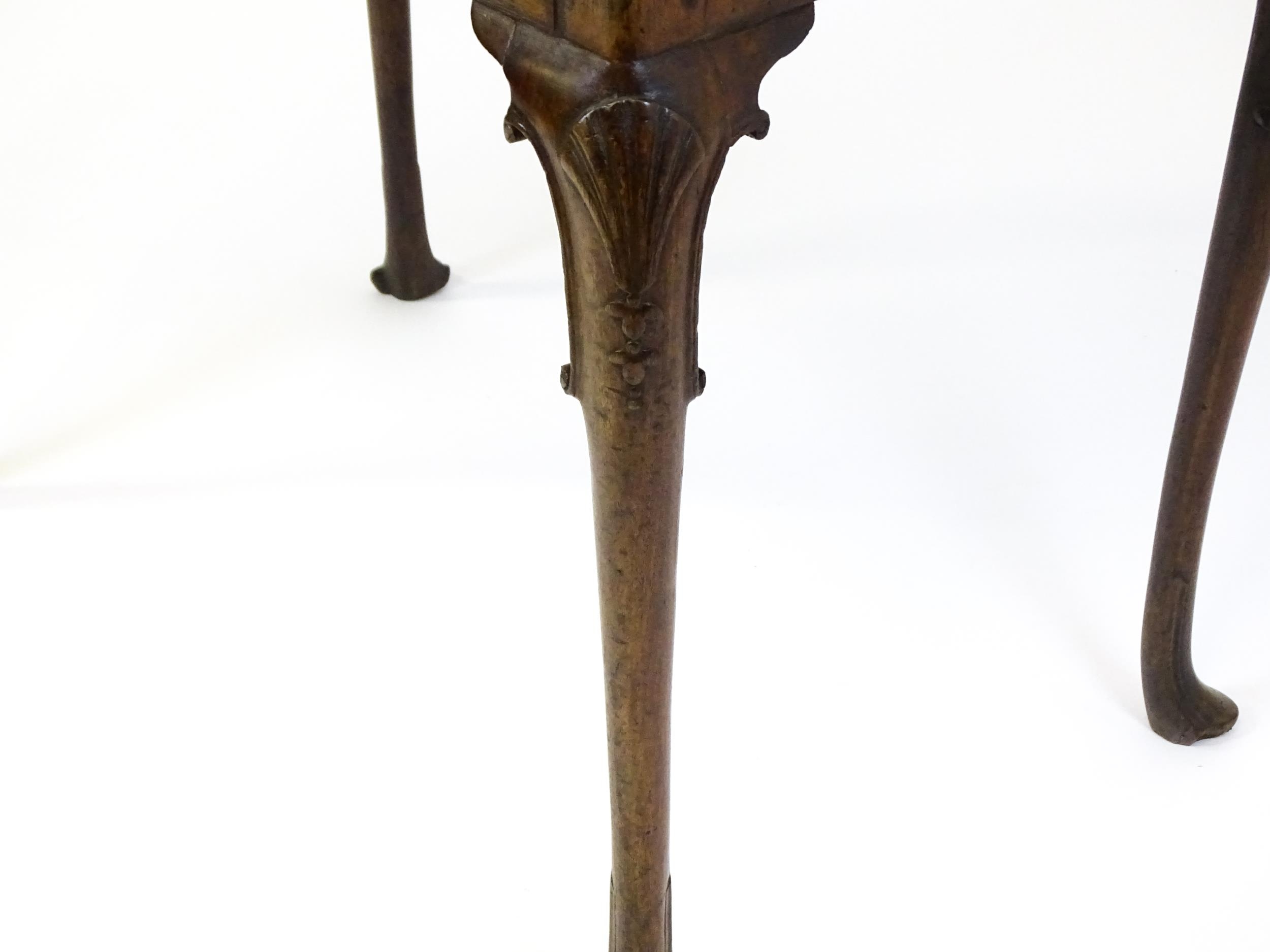 A George III mahogany side table with a moulded top above a single long frieze rawer with brass - Image 8 of 9