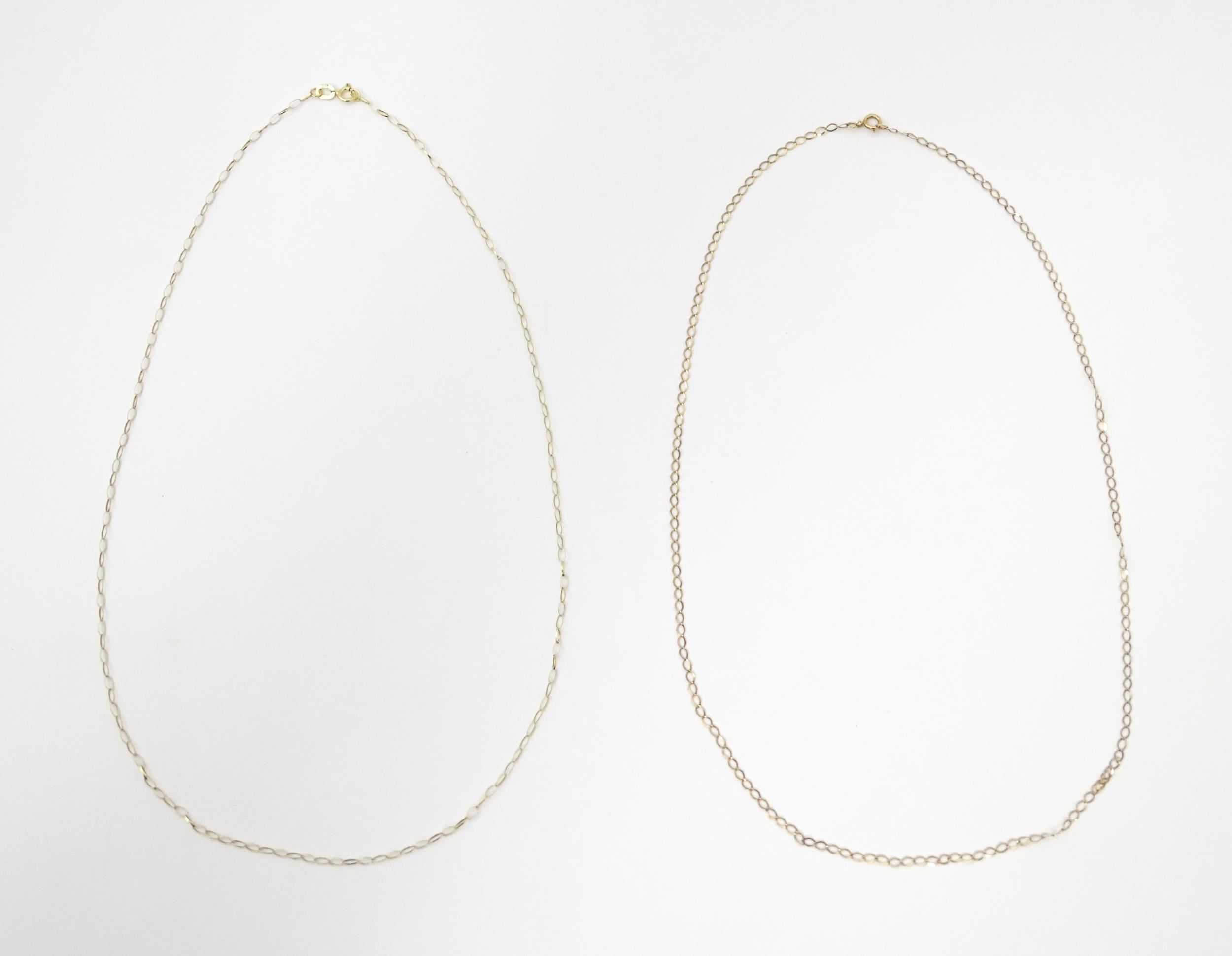 Two 9ct gold chain necklaces. Each approx. 18" long (2) Please Note - we do not make reference to - Image 2 of 6