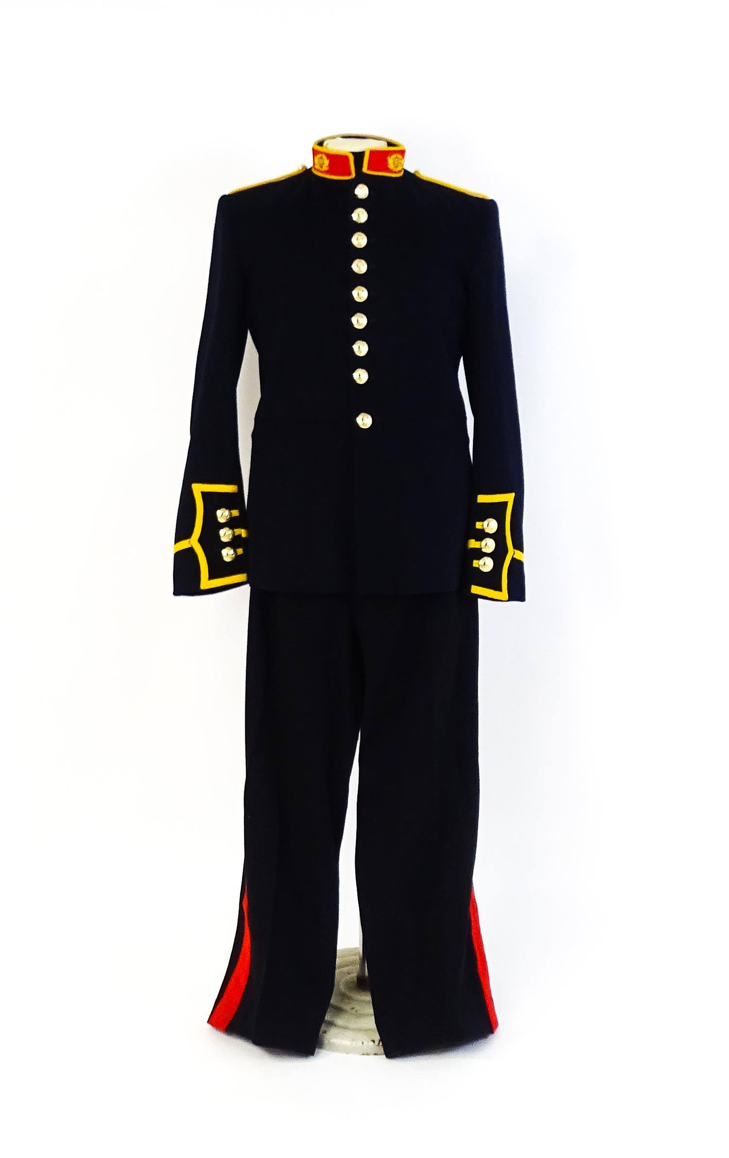 Militaria : a Royal Marines bandsman's No.1 full dress uniform, the single-breasted tunic with