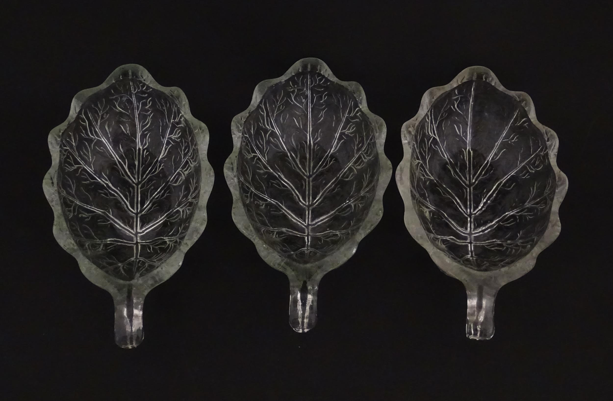 A set of six glass avocado dishes of stylised leaf form. Approx. 7" long Please Note - we do not - Image 16 of 16