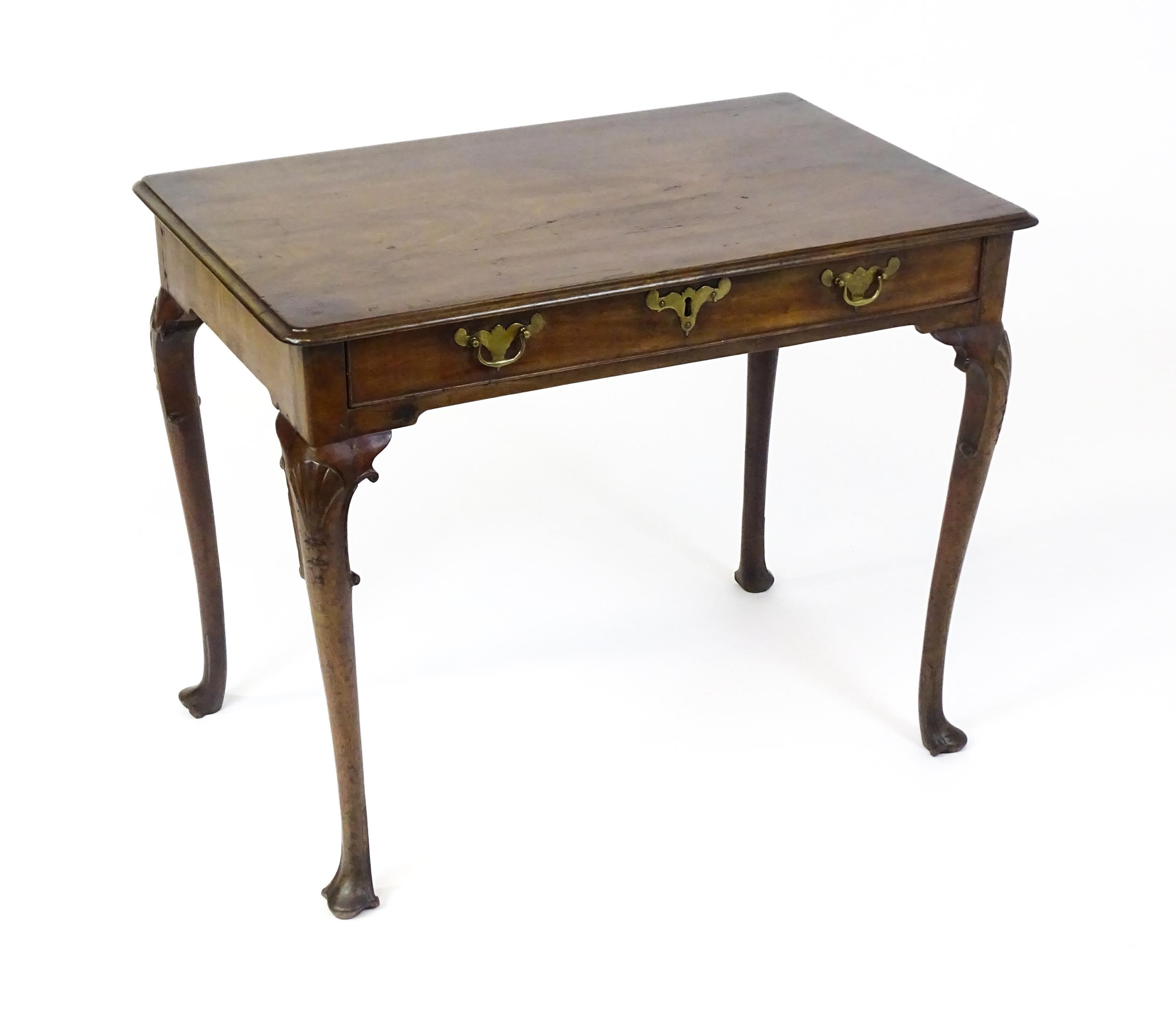 A George III mahogany side table with a moulded top above a single long frieze rawer with brass - Image 3 of 9