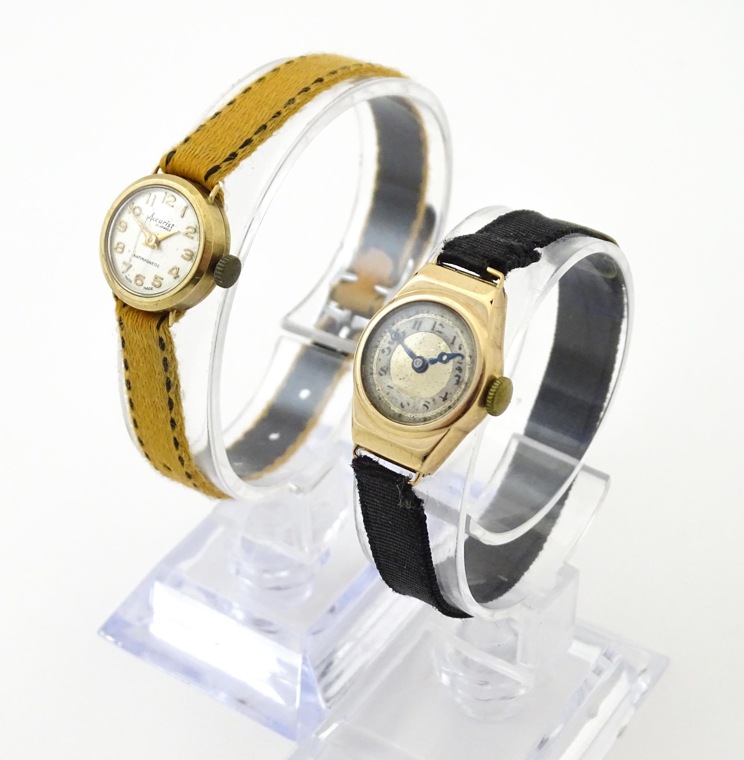 Two 9ct gold cased ladies wristwatches to include one watch by Accurist. Approx 1/2" wide (2) Please - Image 3 of 14