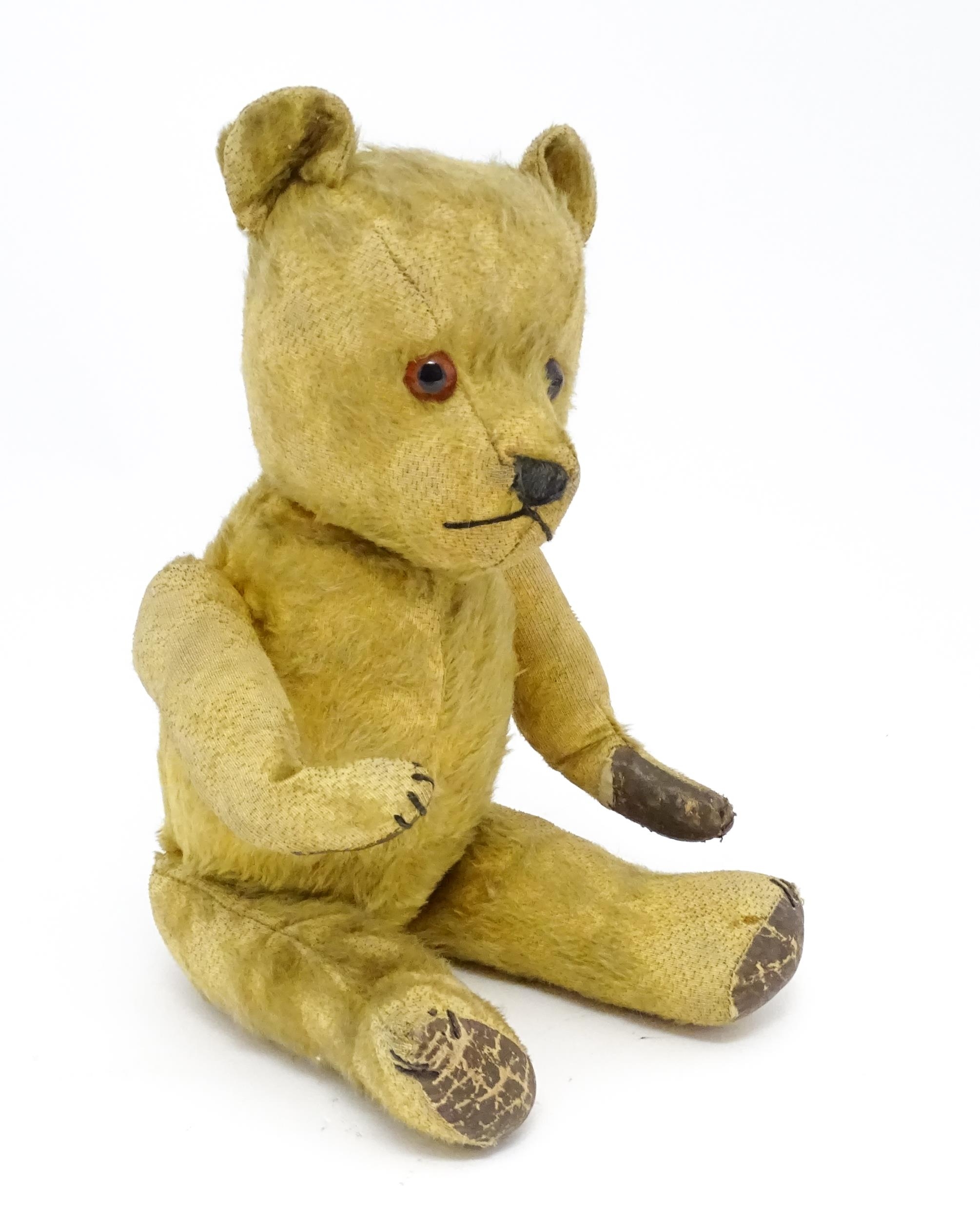 Toy: An early 20thC mohair straw filled teddy bear with stitched nose and mouth, articulated limbs - Image 2 of 8