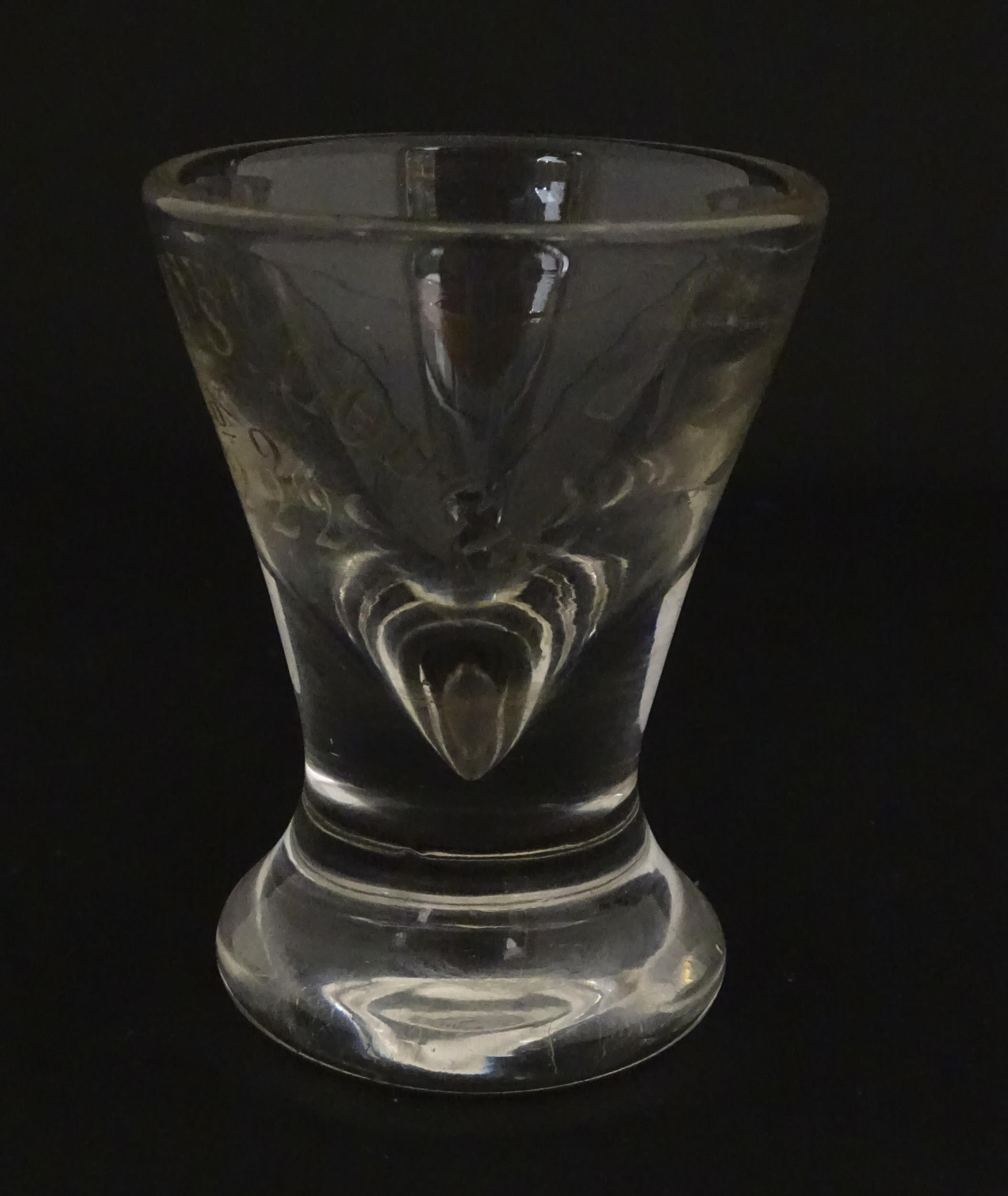 Freemasonry / Masonic Interest: A Masonic toastmasters glass etched St Andrew's Lodge No. 222. - Image 3 of 7