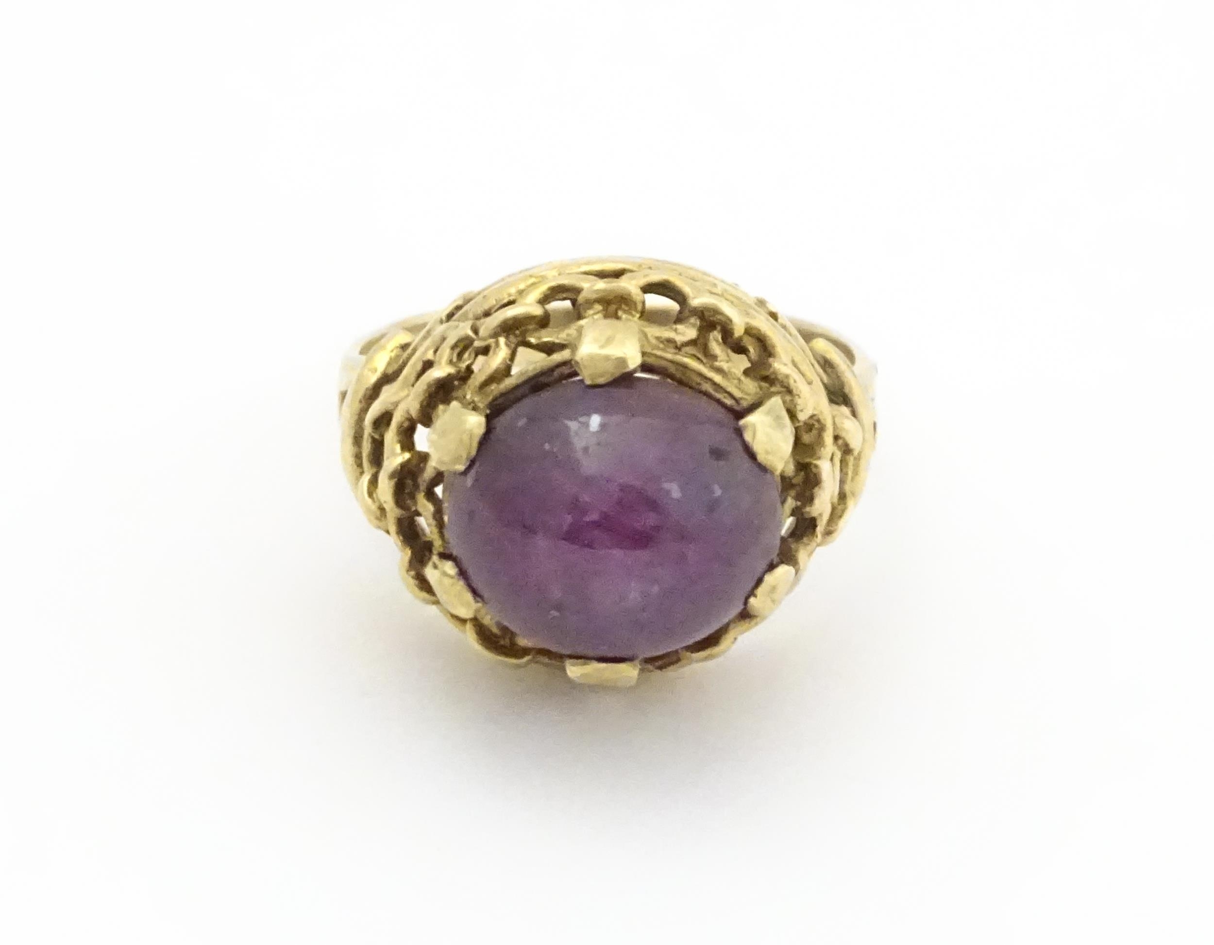 A 9ct gold ring set with ruby cabochon. Ring size approx. O Please Note - we do not make reference - Image 9 of 9