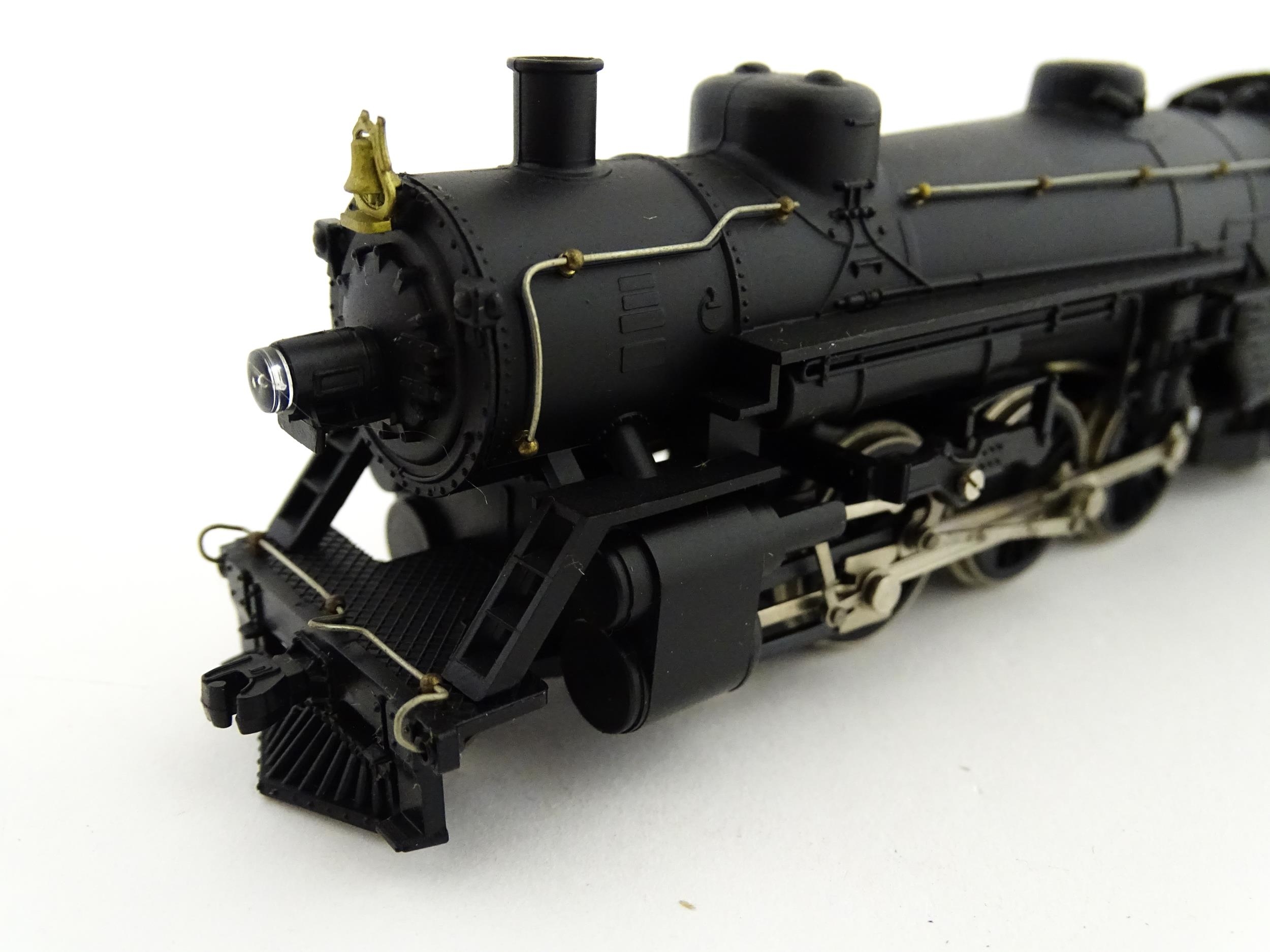 Toys - Model Train / Railway Interest : Nine scale model HO gauge train carriages to include - Image 11 of 21