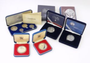 Coins : assorted coins to include a Royal Mint silver proof crown commemorating the centenary of the