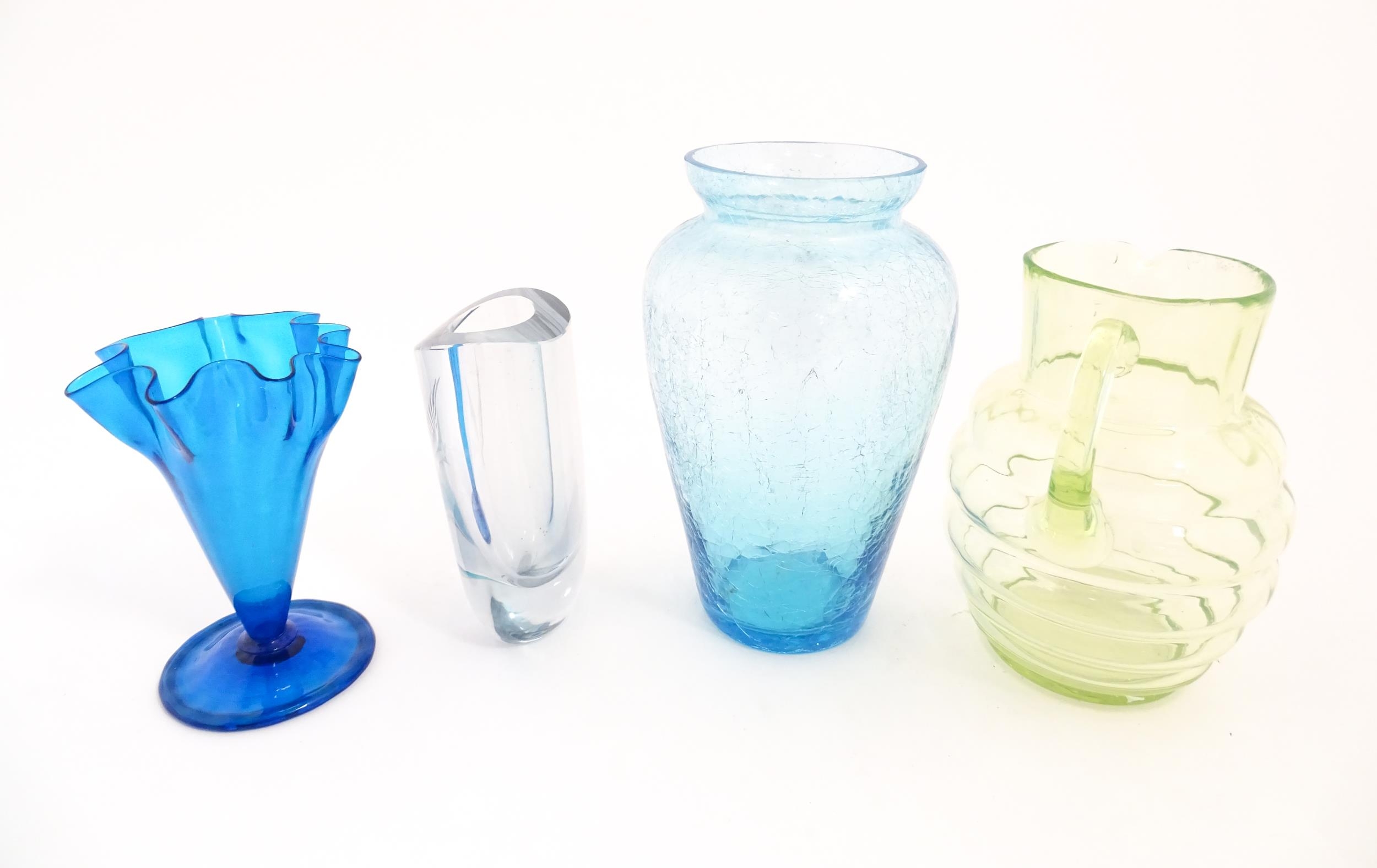 Four items of 20thC glassware to include a Uranium jug, a blue ice glass vase, a Swedish vase by - Image 4 of 6