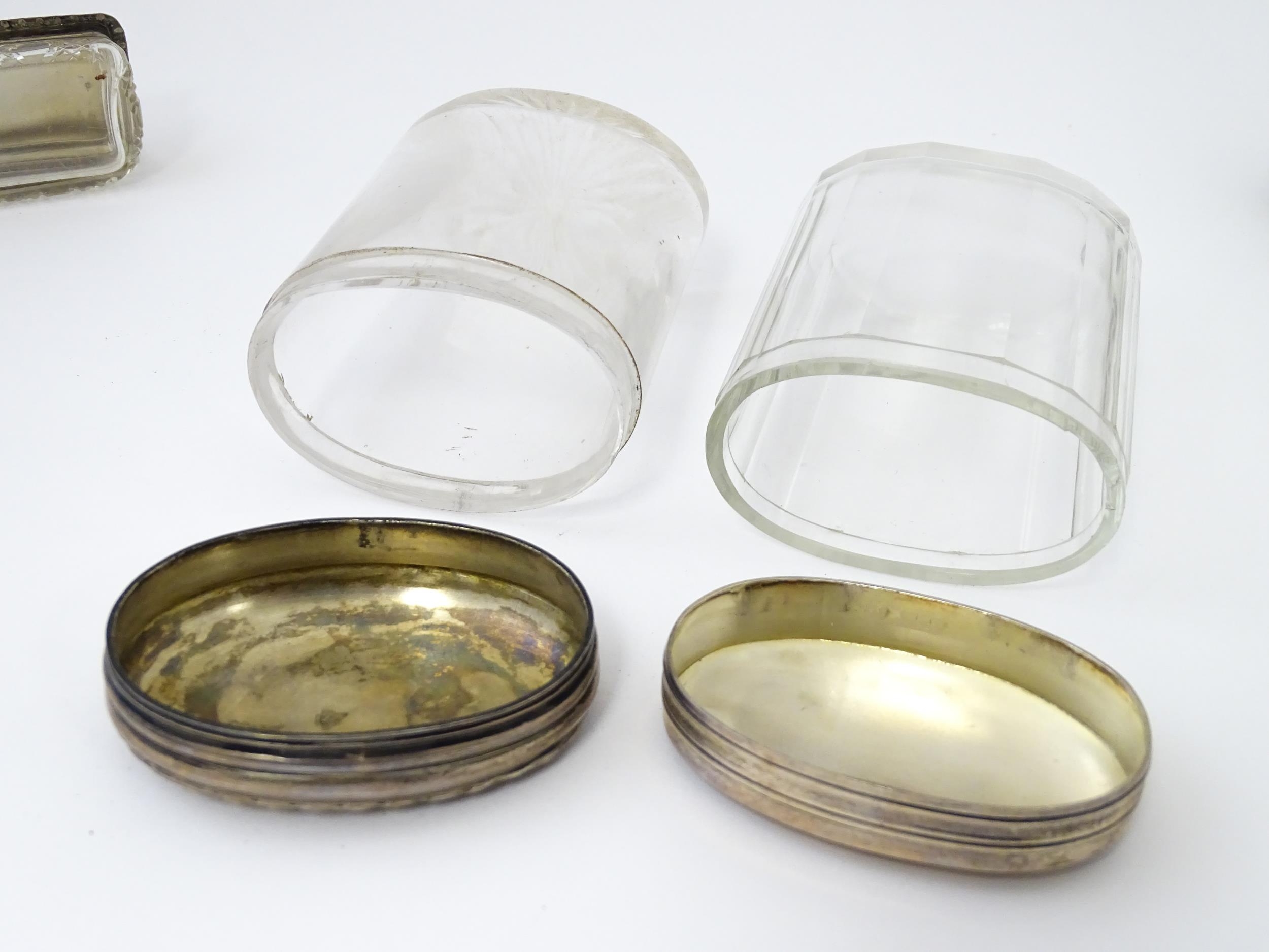 Seven assorted Victorian and later glass and silver topped dressing table pots / jars, to include an - Image 2 of 23