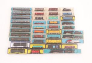 Toys - Model Train / Railway Interest : A quantity of scale model N gauge locomotive engines and