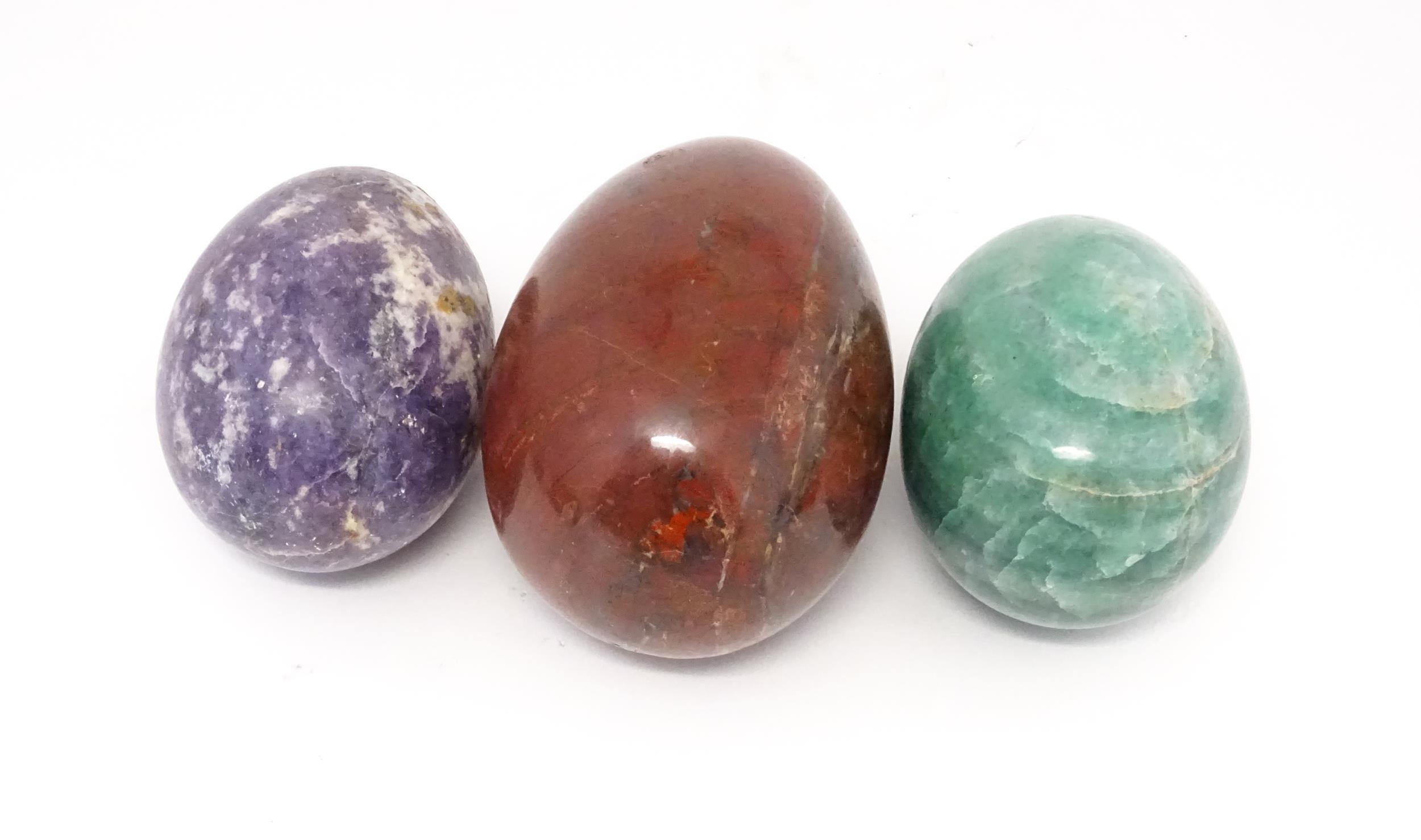 Natural History / Geology Interest: Three polished hardstone specimen eggs to include red jasper, - Image 3 of 9