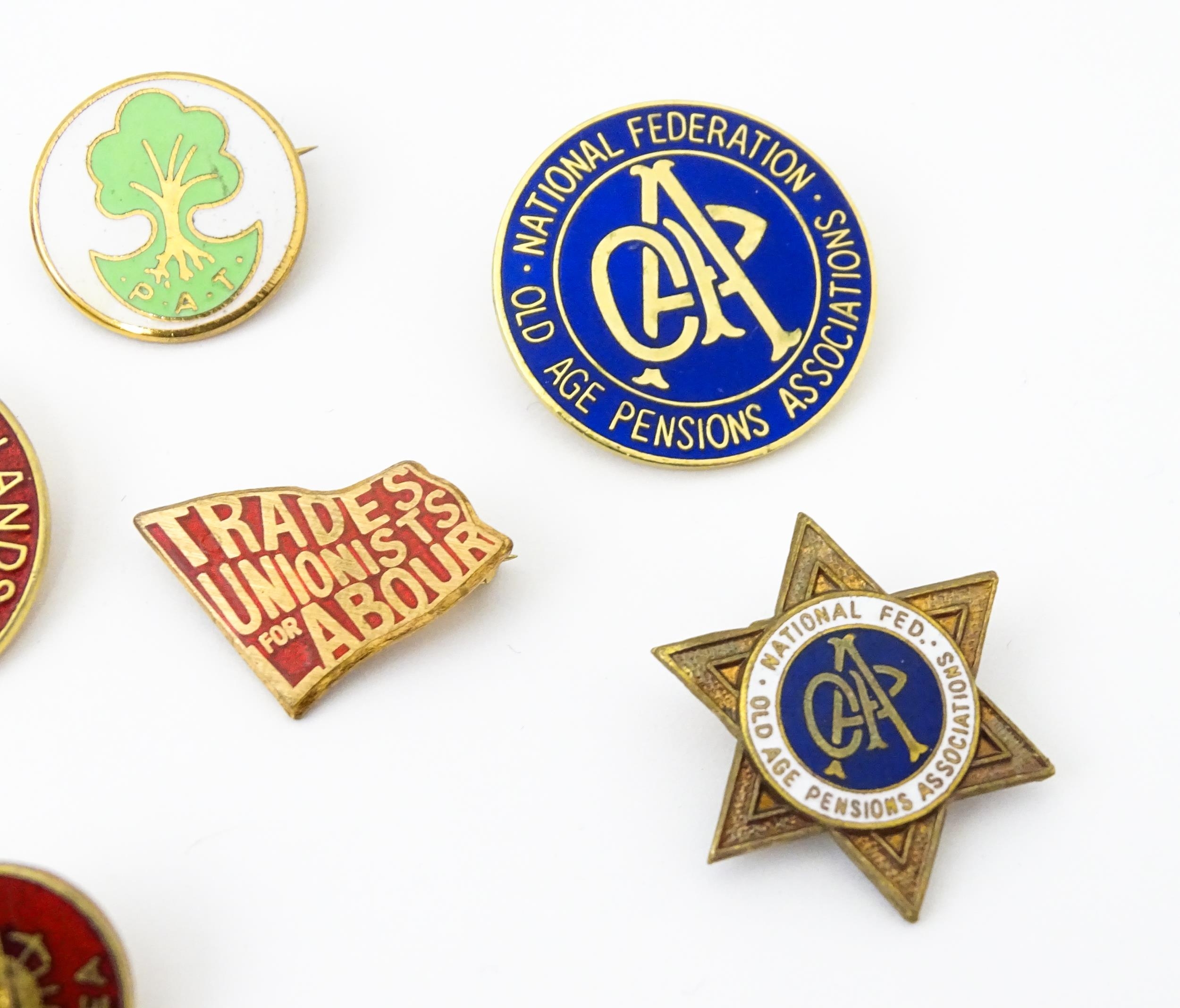 Trade Union Interest: a quantity of assorted badges, pins, etc. to include National Society of Tile, - Image 10 of 10