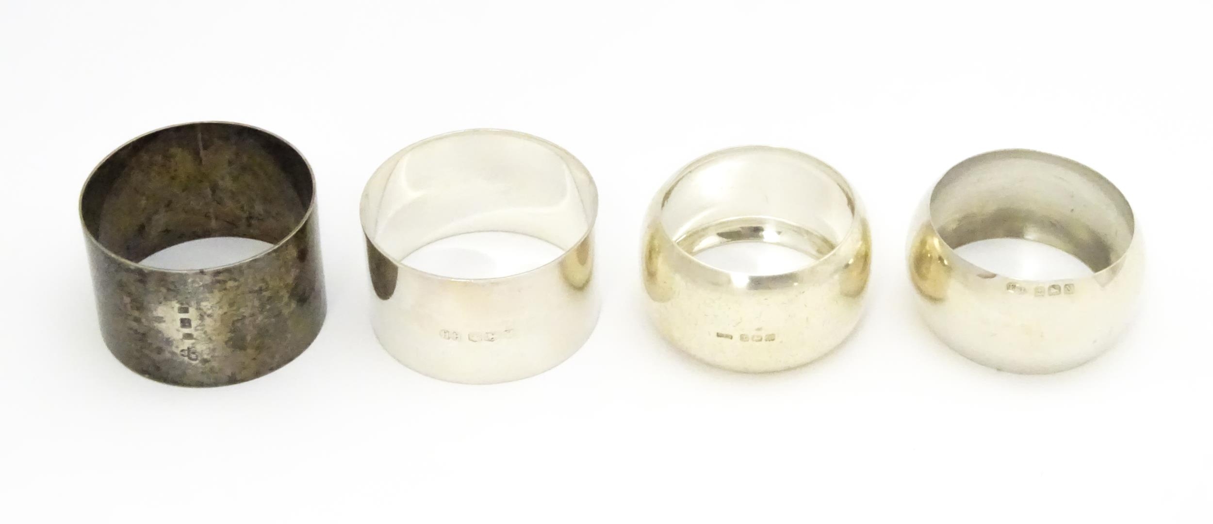 Five assorted napkin rings hallmarks to include Birmingham 1914, 1920, 1921, 1922 and 1923 (5) - Image 9 of 14