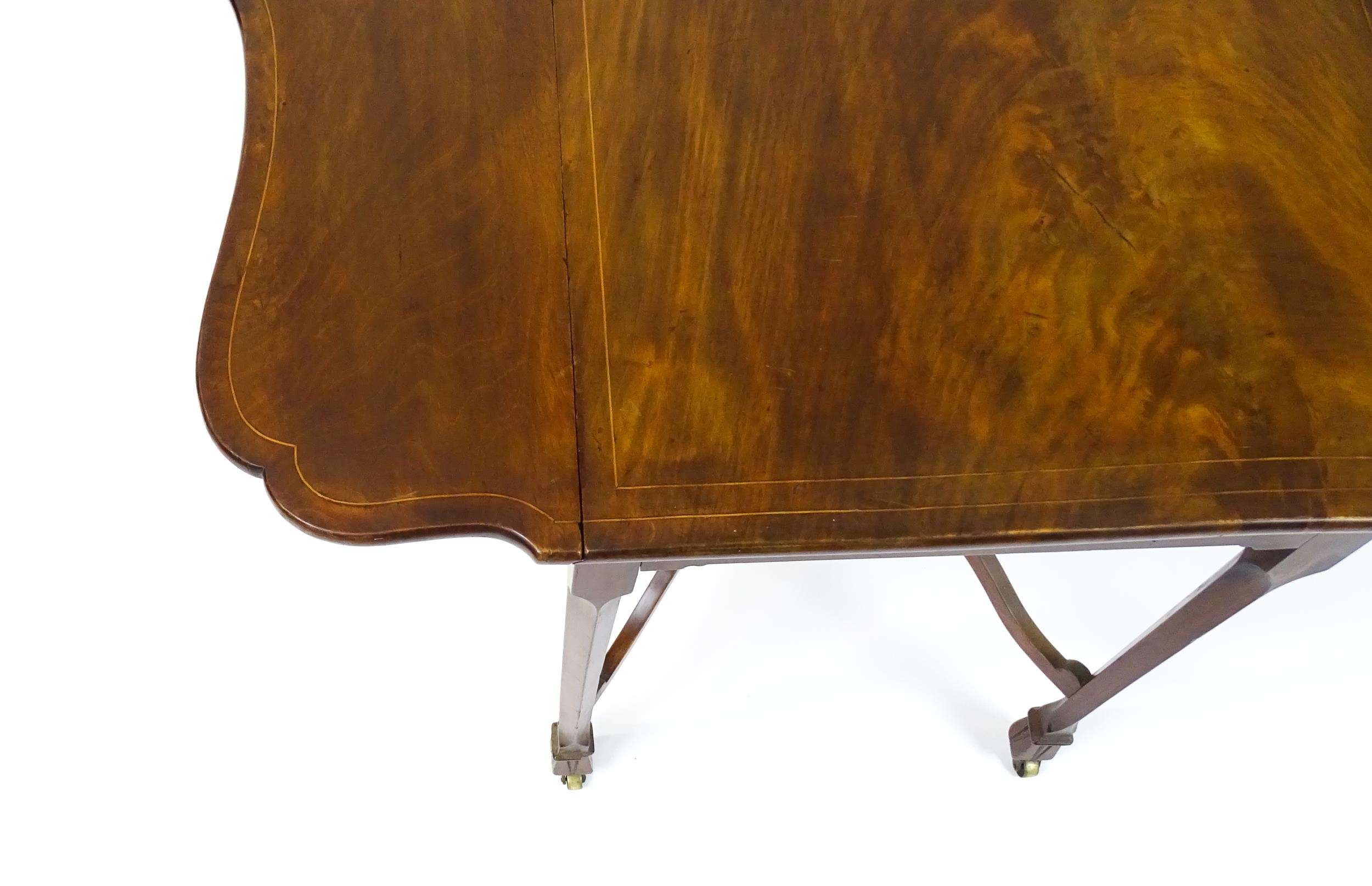 A late 18thC Chippendale style mahogany Pembroke table, the butterfly table top having two shaped - Image 8 of 16