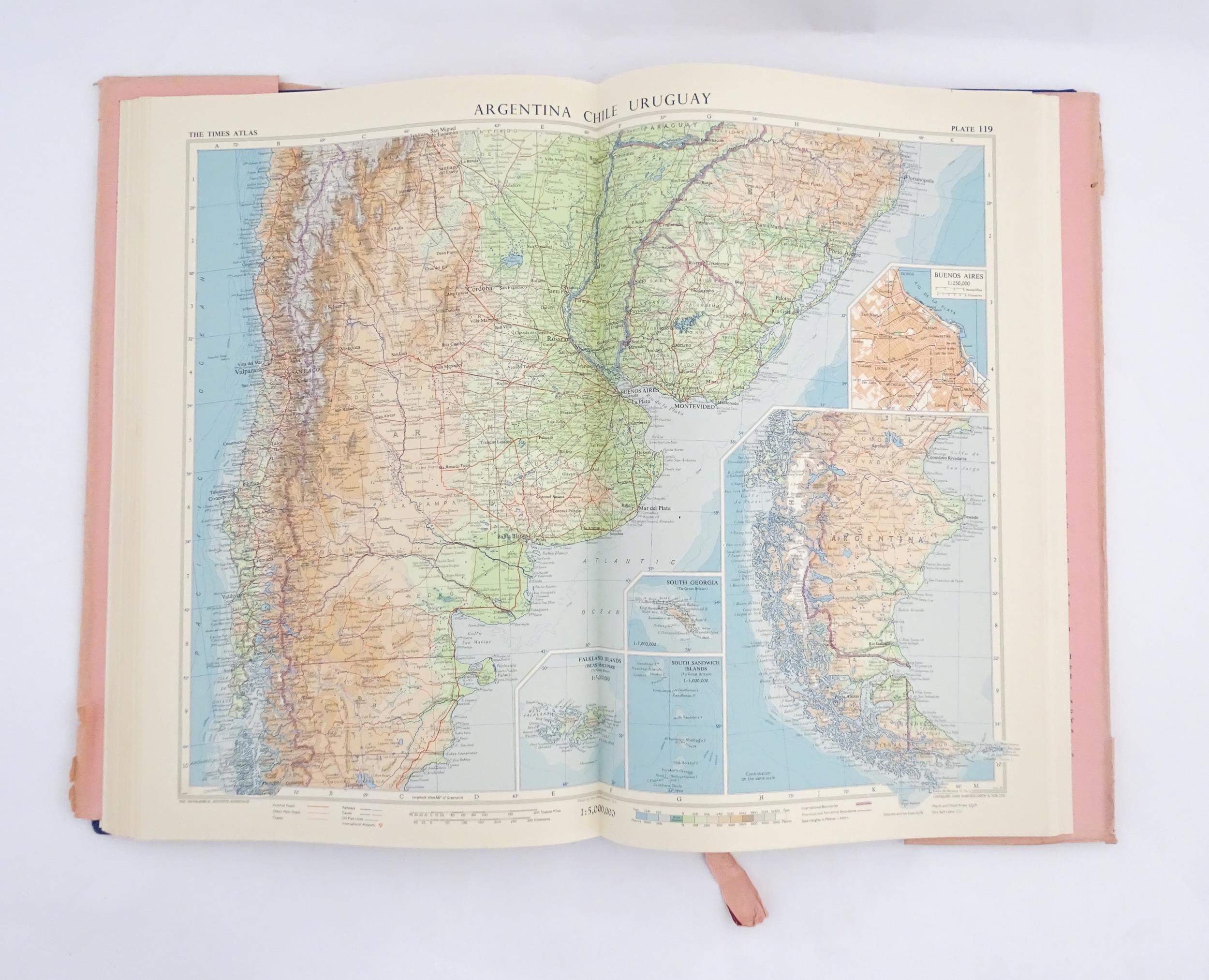Books: The Time Atlas of the World, Volume 5 - The Americas, edited by John Bartholomew, 1957. - Image 4 of 10
