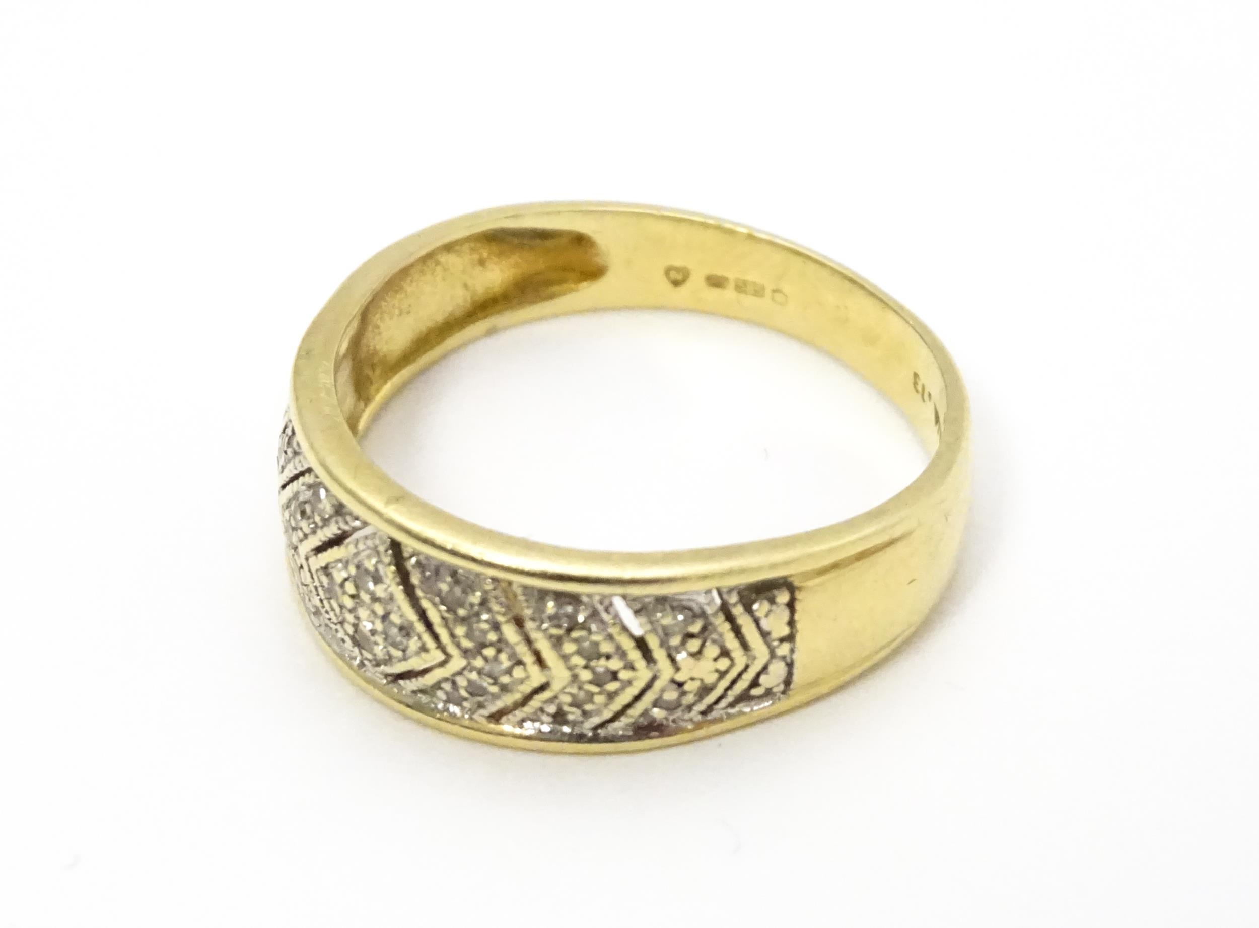 A 14ct gold ring set with diamonds. Ring size approx. P 1/2 Please Note - we do not make reference - Image 5 of 7