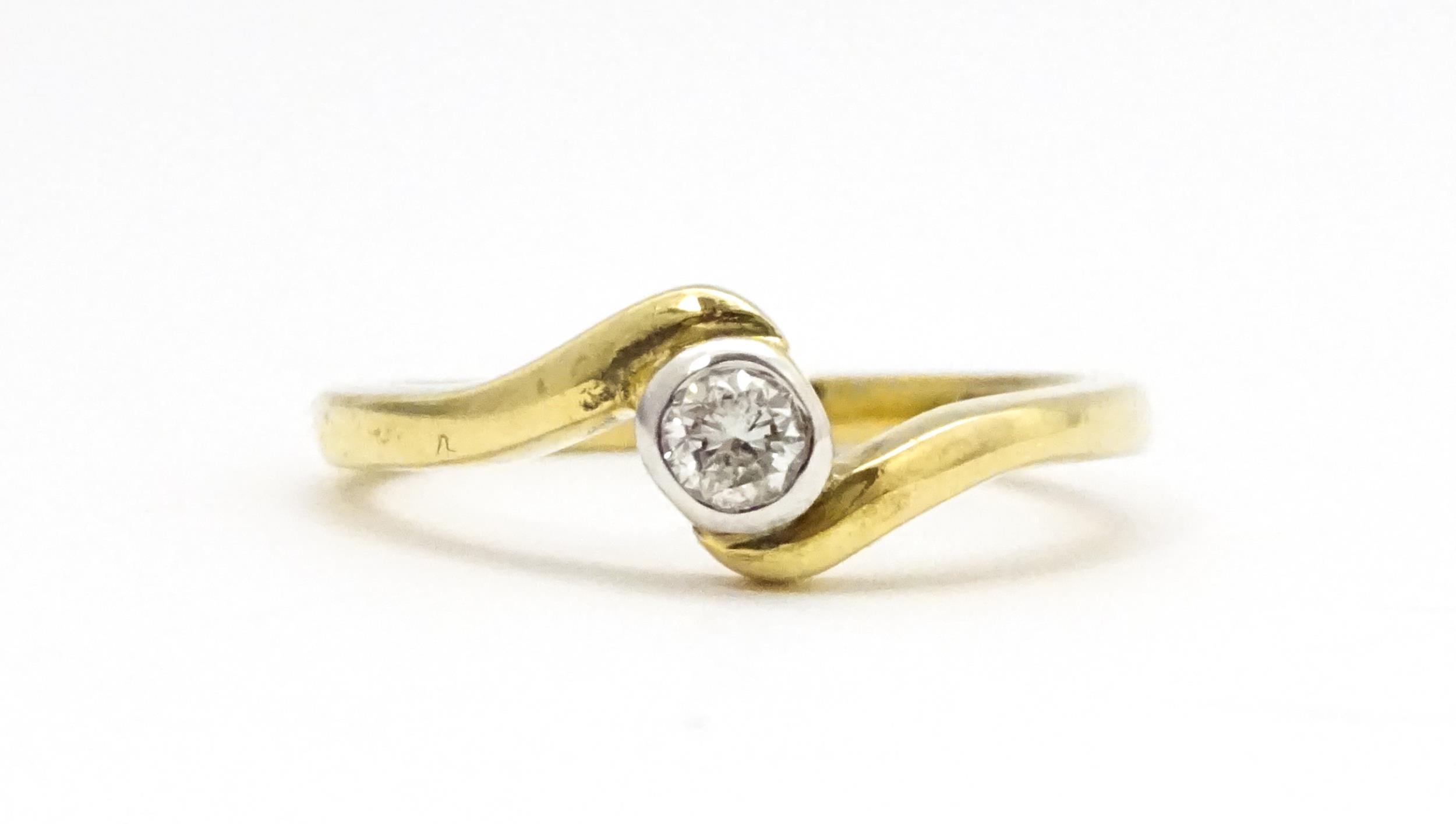 A 9ct gold ring set with central diamond. Ring size approx. O 1/2 Please Note - we do not make - Image 6 of 8