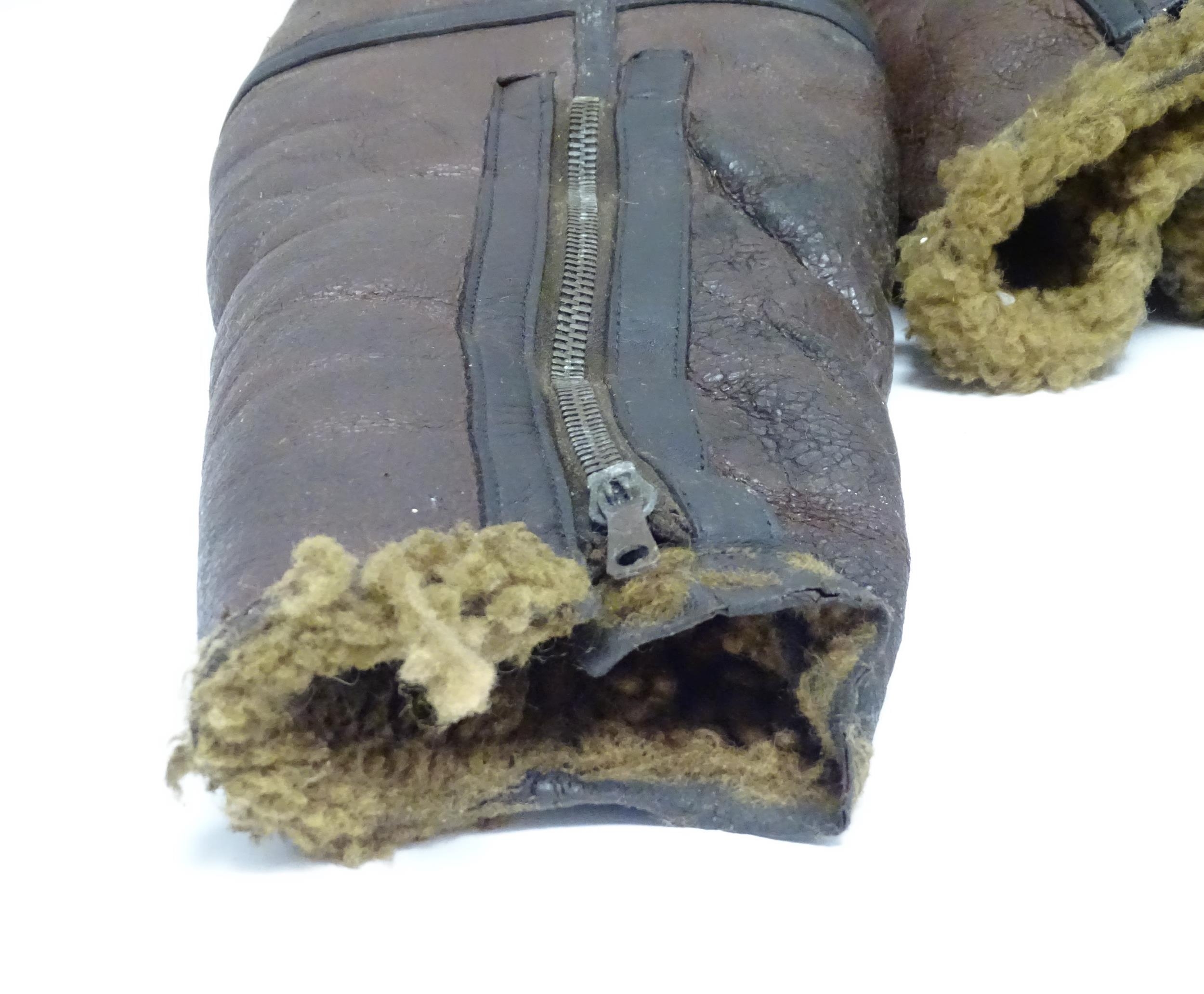 Militaria , WWII / World War 2 / WW2 / Second World War : a c1940s sheepskin-lined brown leather - Image 7 of 9