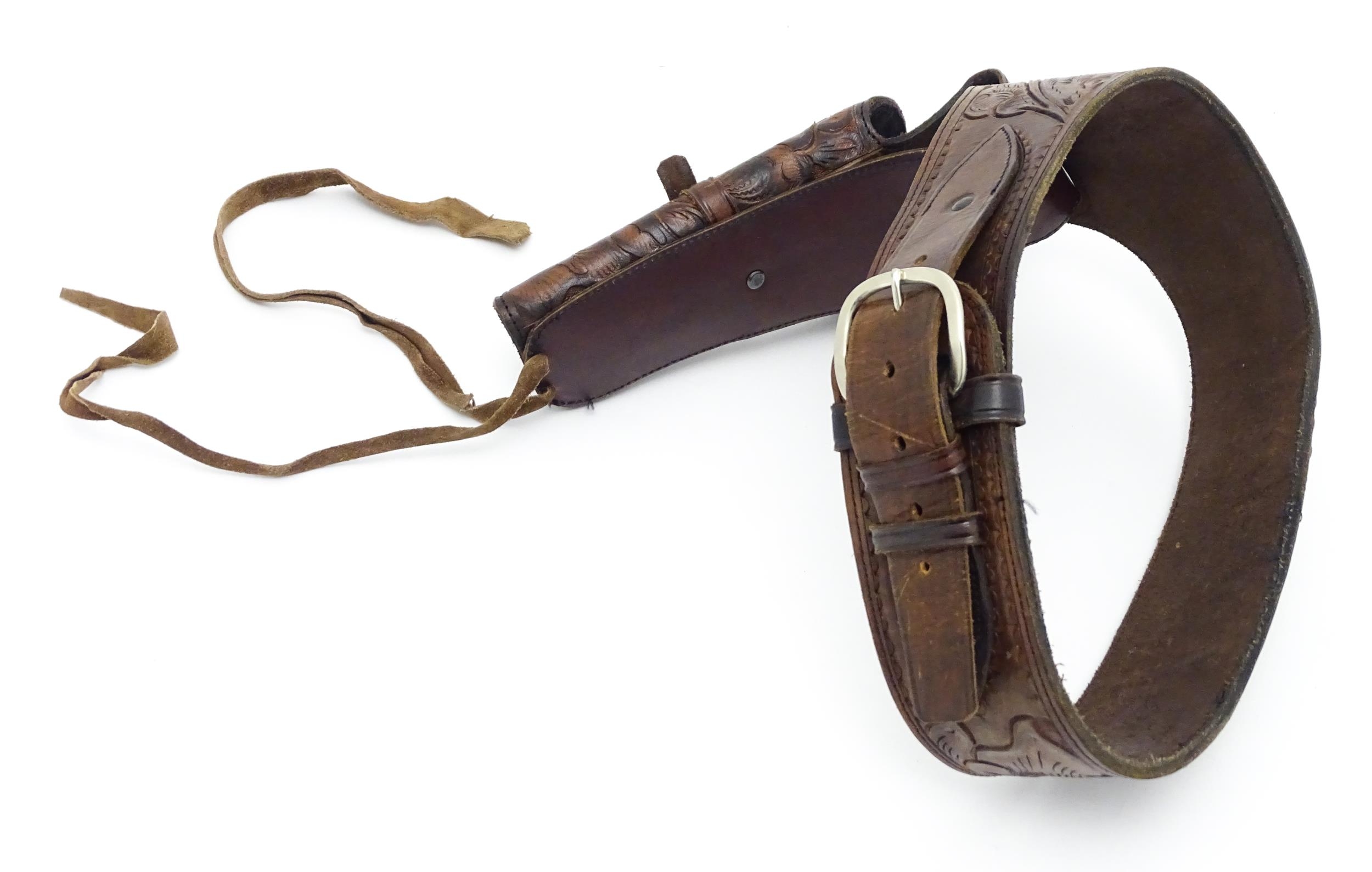 Militaria: a western pistol belt / bandolier with holster and provision for 11 bullets, the - Image 5 of 9