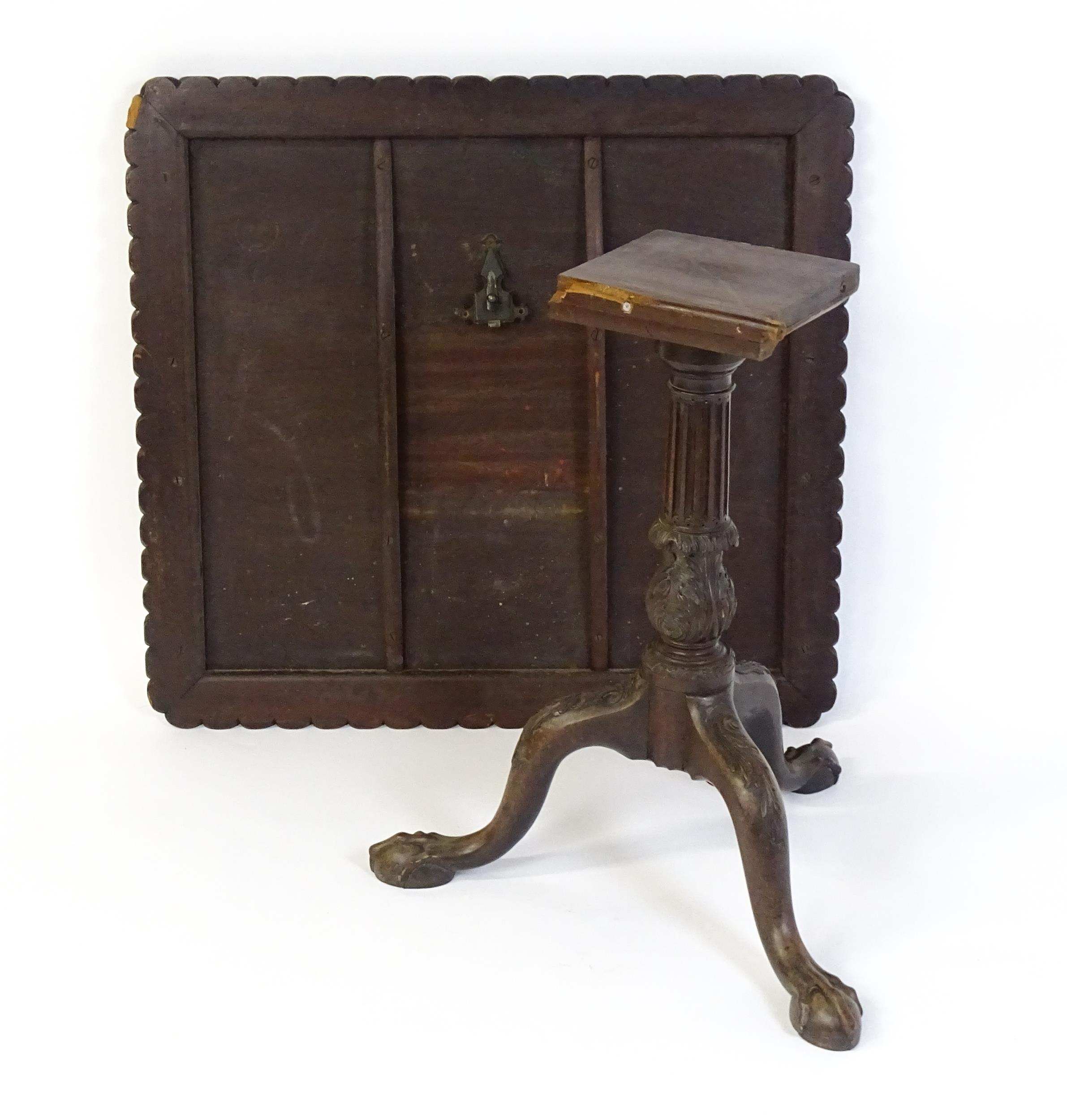 A mid / late 18thC mahogany tilt top table with an unusual moulded surround, re-entrant corners - Image 2 of 15