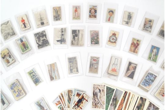 A large quantity of 1930s and later cigarette cards, examples from series to include Senior - Image 16 of 20