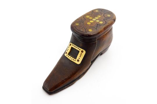 Treen : A 19thC shoe snuff box with sliding lid, applied buckle detail and inlaid roundel detail - Image 7 of 13