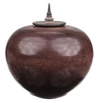 Studio Pottery. An ovoid pottery vase and cover by Mieke Selleslagh (1954 -)