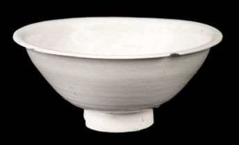 Bowl. A Chinese Dingyau ware bowl, late Southern Song (1127-1279)