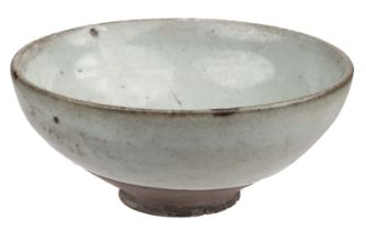 Bowl. A Chinese Jun Ware pottery bowl, Song Dynasty