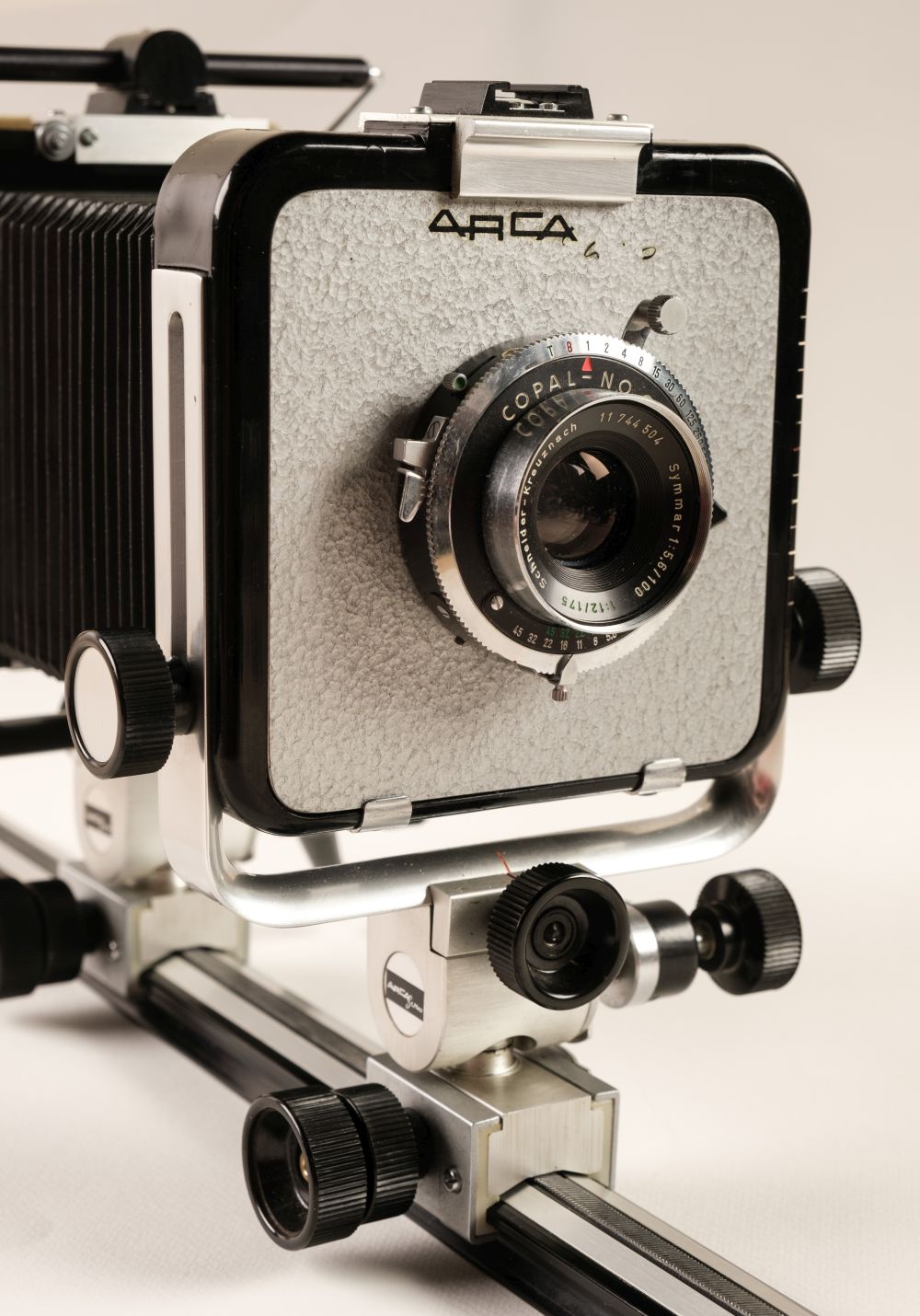 ARCA-Swiss 6x9 Monorail Medium Format Film Camera with Schneider-Kreuznach & Tokyo Kogaku lenses - Bild 2 aus 10