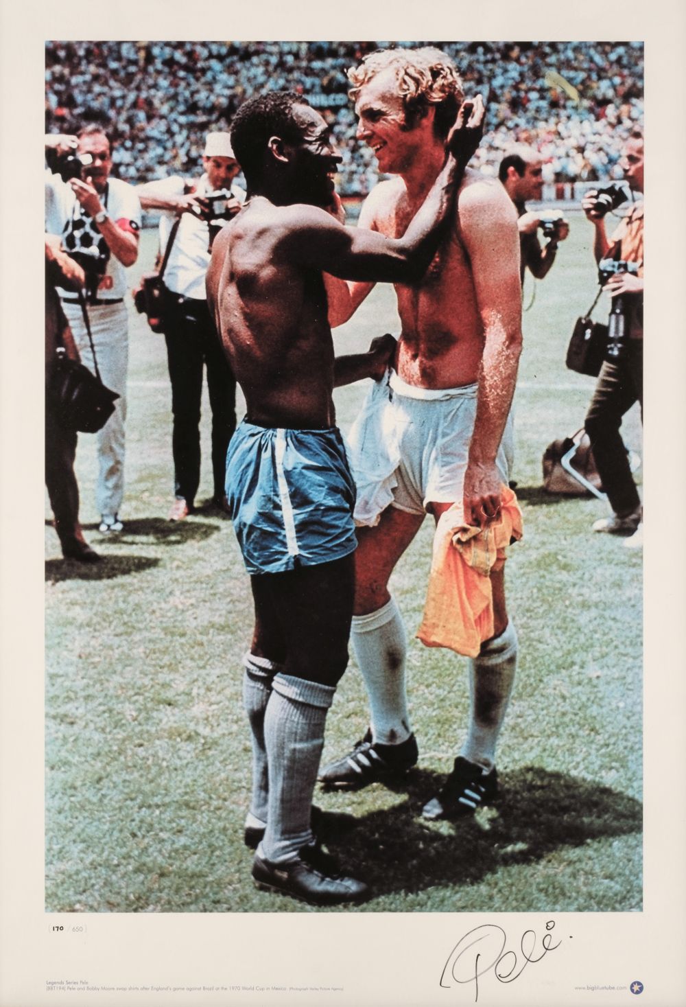 Football. A photographic limited edition print, signed by Pele